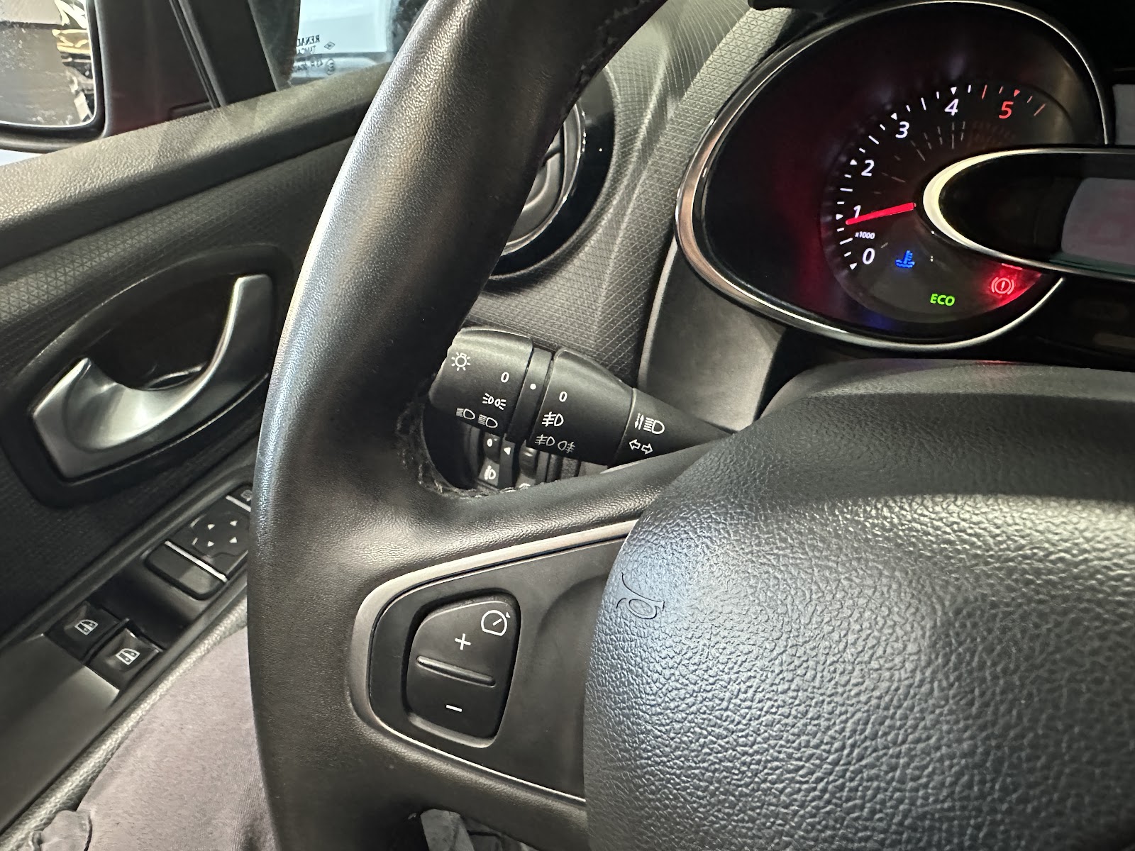 Foto 15 de RENAULT CLIO 2019 en venta en CSV Motor BARCELONA