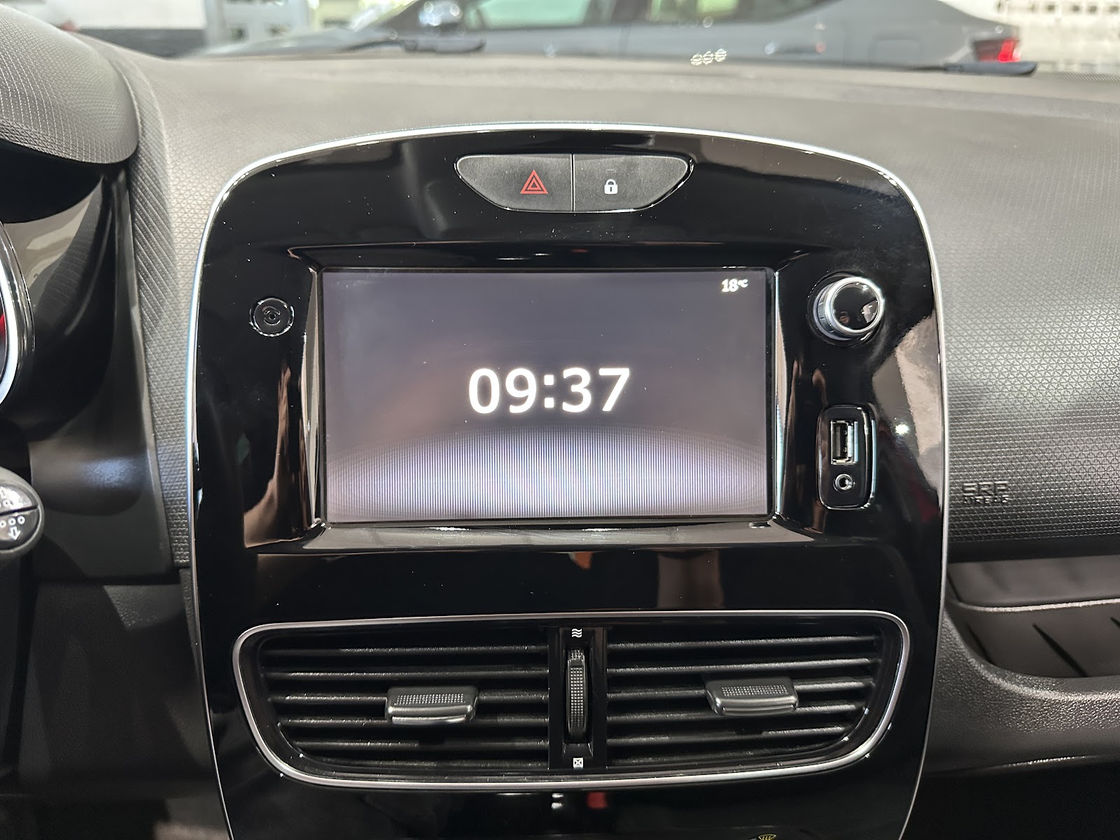 Foto 17 de RENAULT CLIO 2019 en venta en CSV Motor BARCELONA