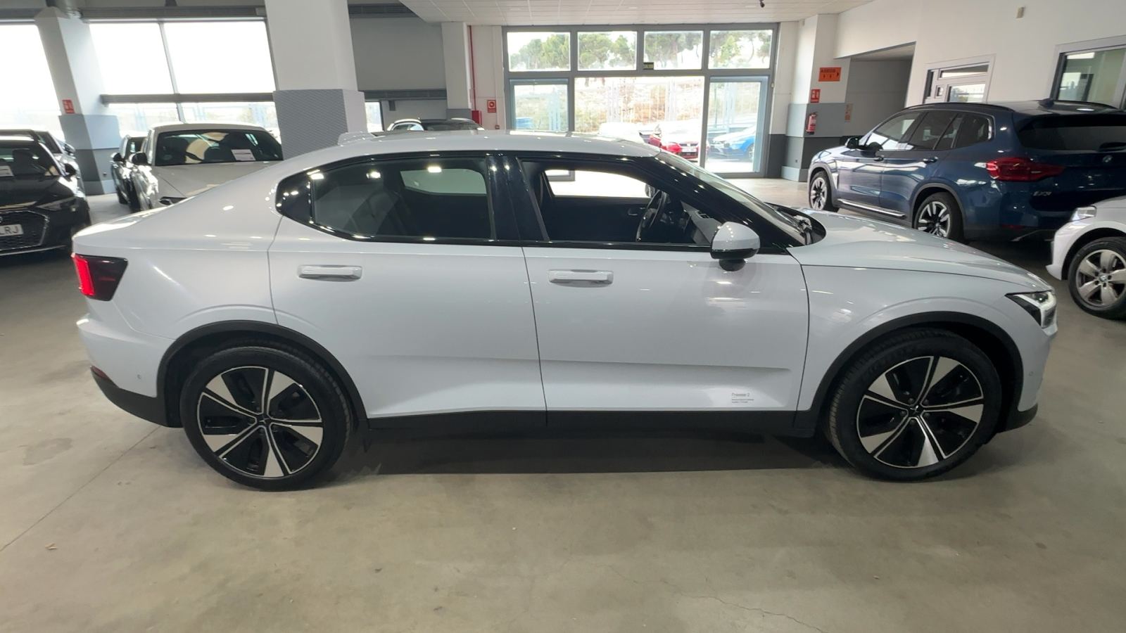 POLESTAR 2 — perfil lateral derecho | CSV Motor VALDEFUENTES