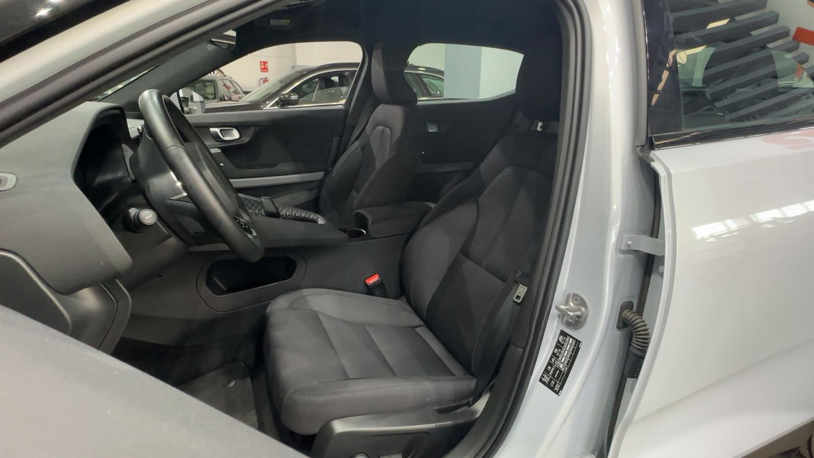 POLESTAR 2 — interior asientos delanteros | CSV Motor VALDEFUENTES