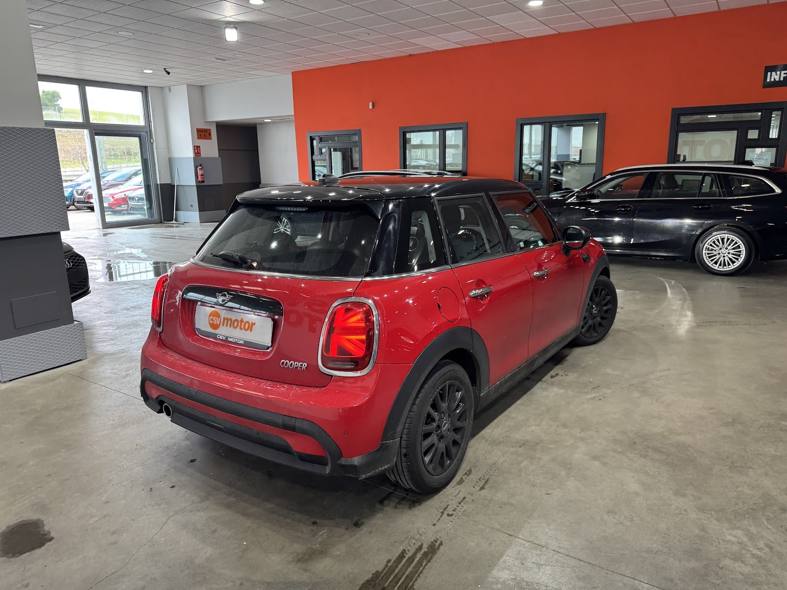 Foto 6 de MINI MINI 2023 en venta en CSV Motor BARCELONA