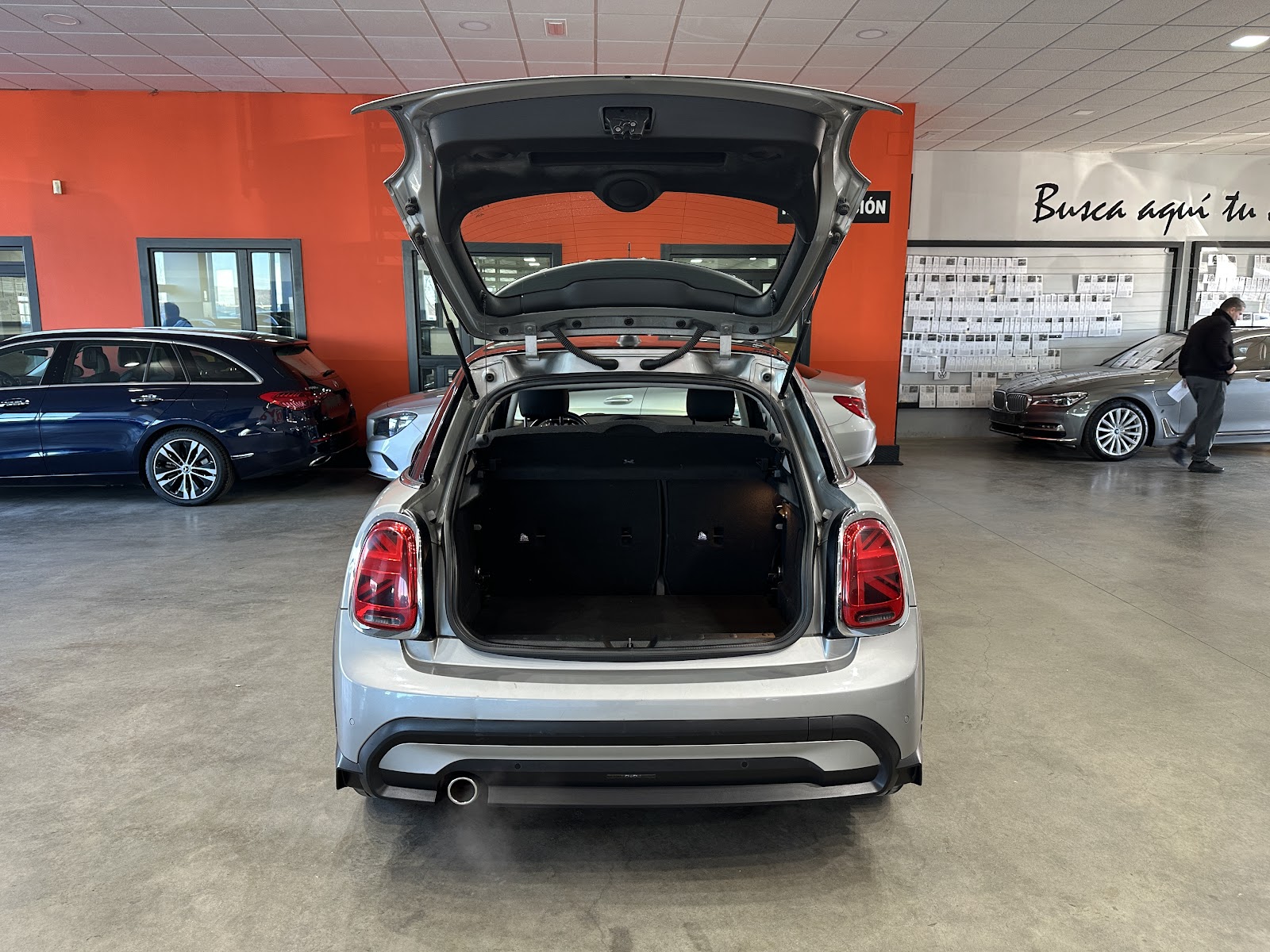 Foto 8 de MINI MINI 2023 en venta en CSV Motor SEVILLA
