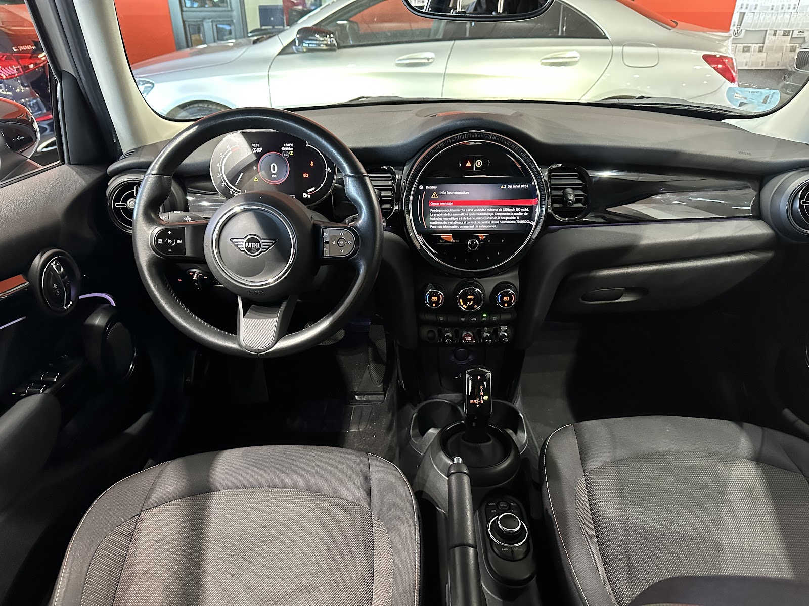 Foto 11 de MINI MINI 2023 en venta en CSV Motor SEVILLA