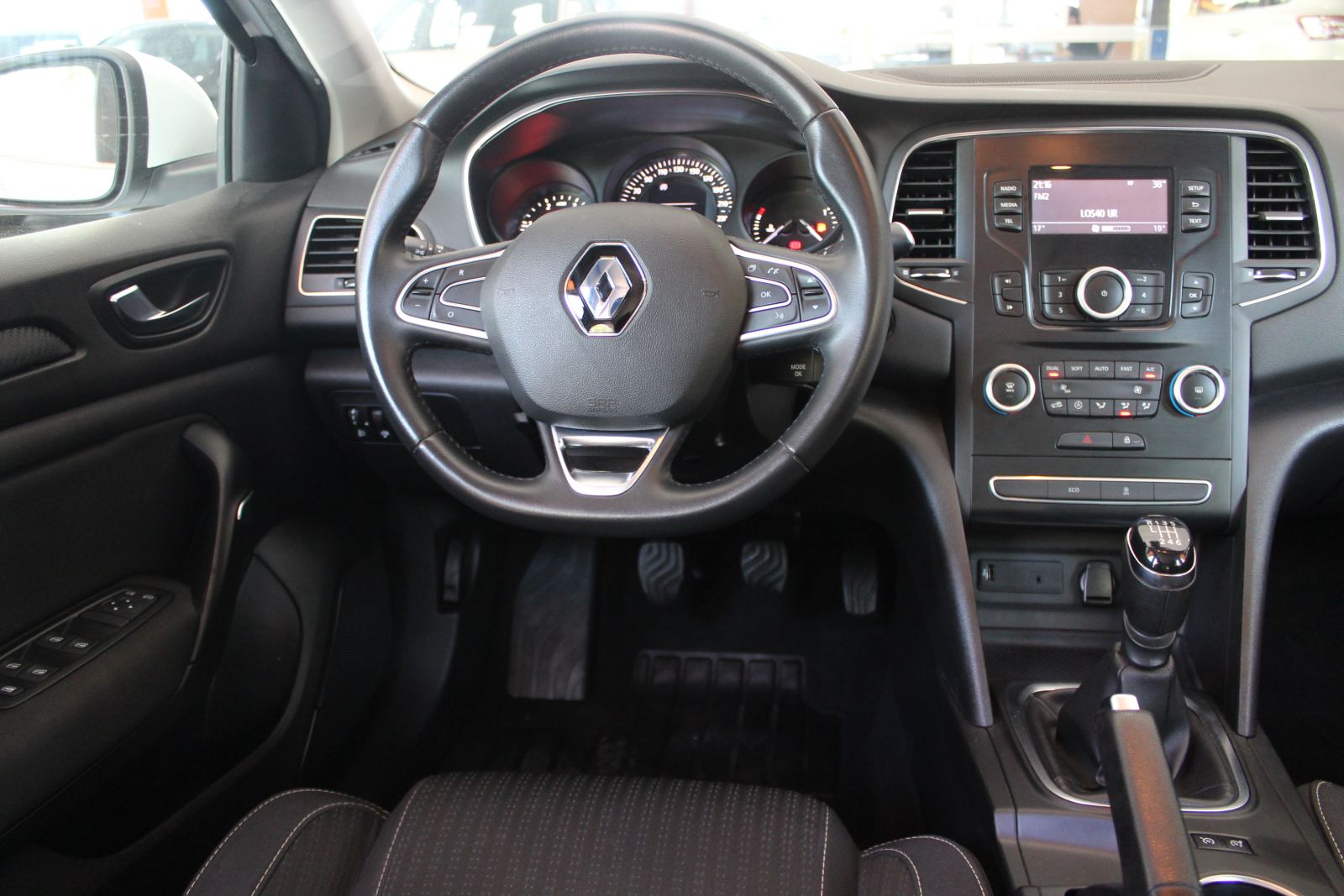 RENAULT MEGANE — manual | CSV Motor BARCELONA