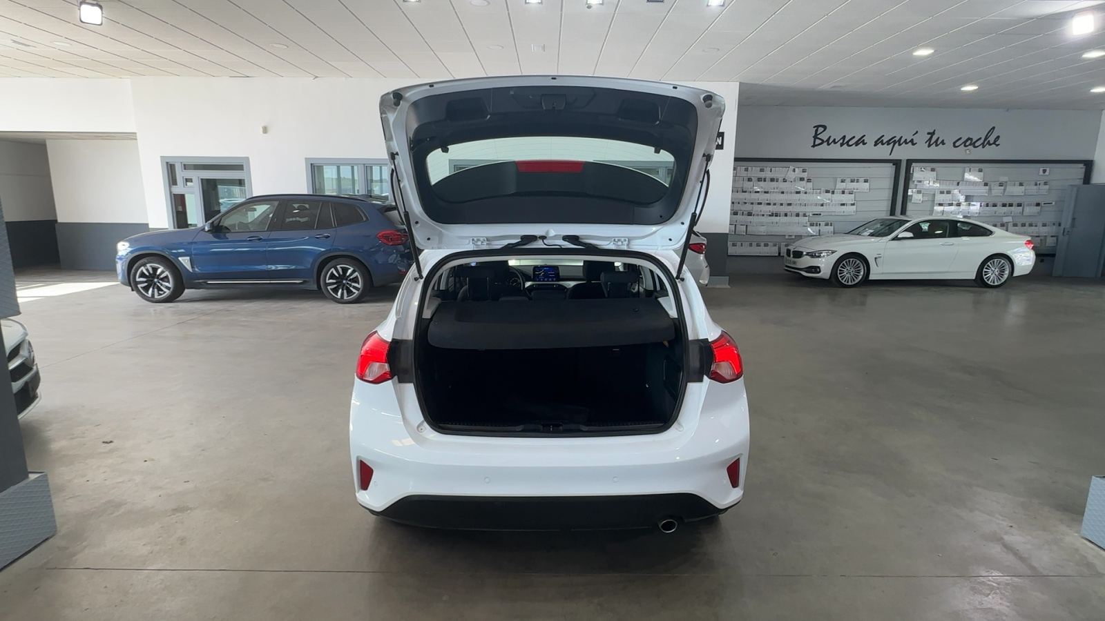 FORD FOCUS — maletero abierto | CSV Motor VALENCIA