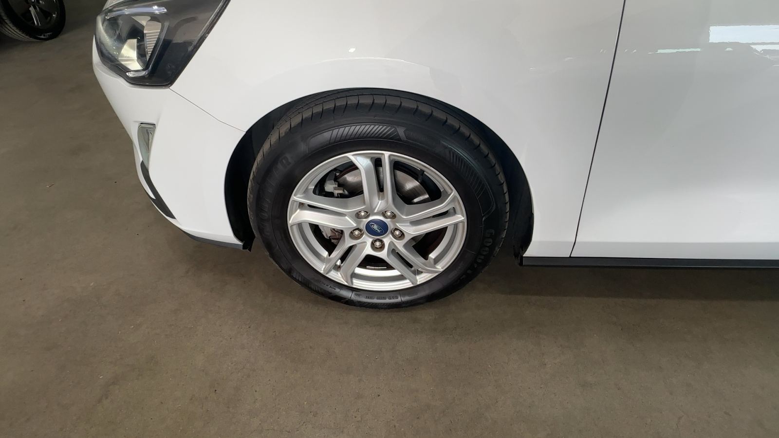 FORD FOCUS — llantas y neumáticos | CSV Motor VALENCIA