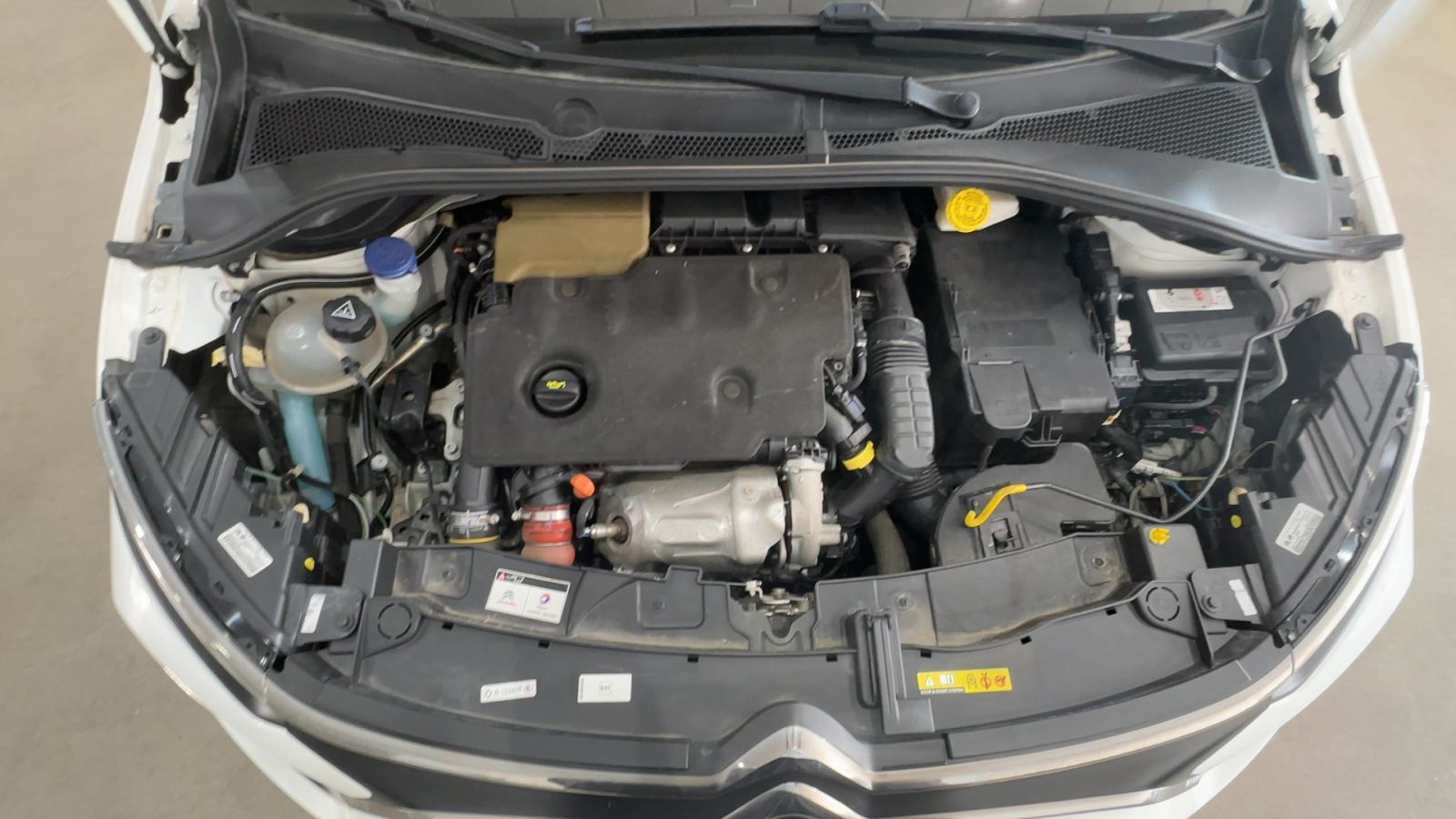CITROËN C3 — vano motor | CSV Motor VALDEFUENTES