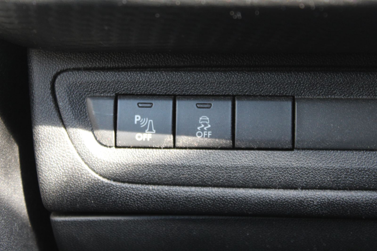PEUGEOT 208 — manual | CSV Motor BARCELONA