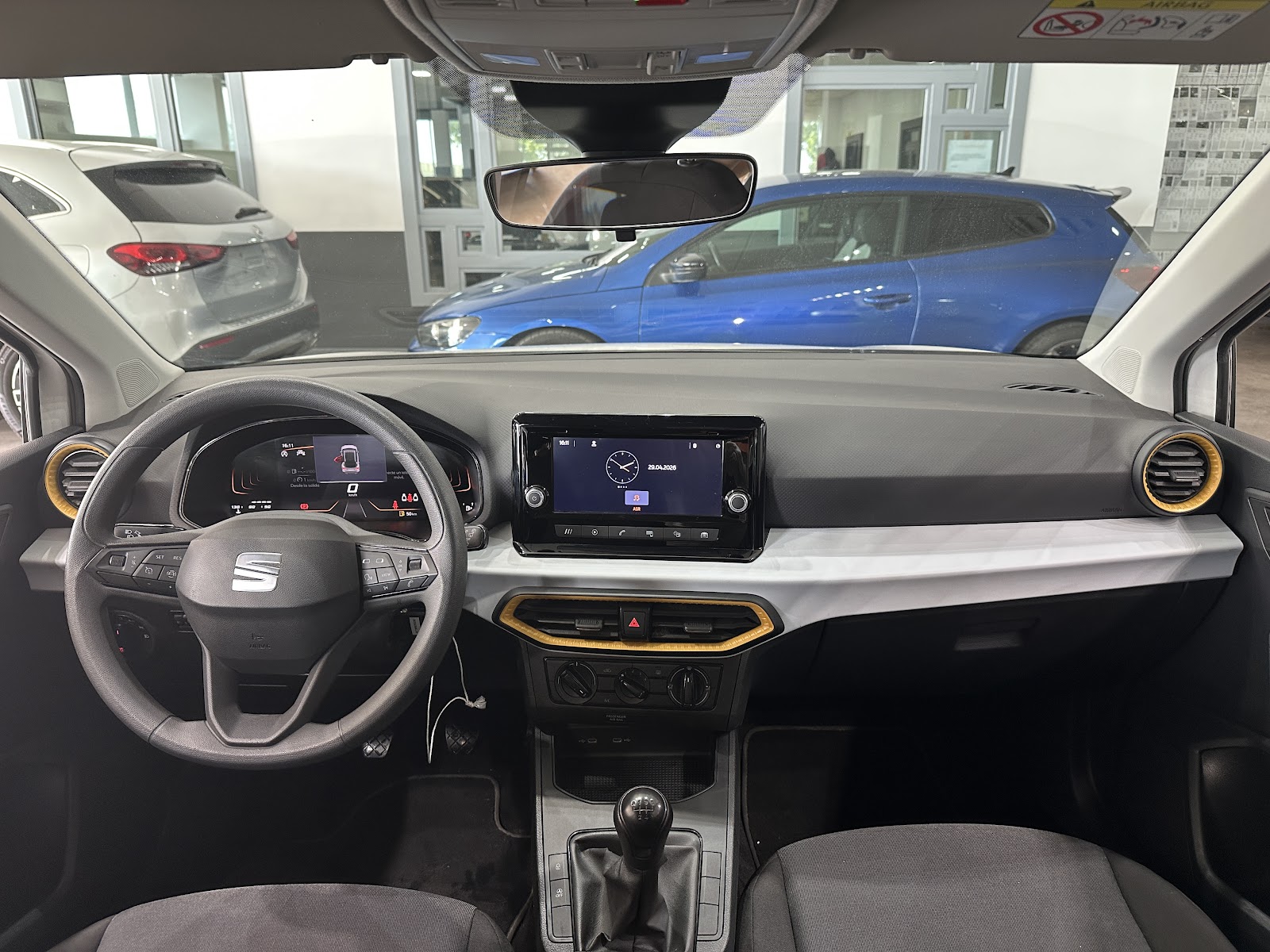 Foto 11 de SEAT ARONA 2023 en venta en CSV Motor SEVILLA