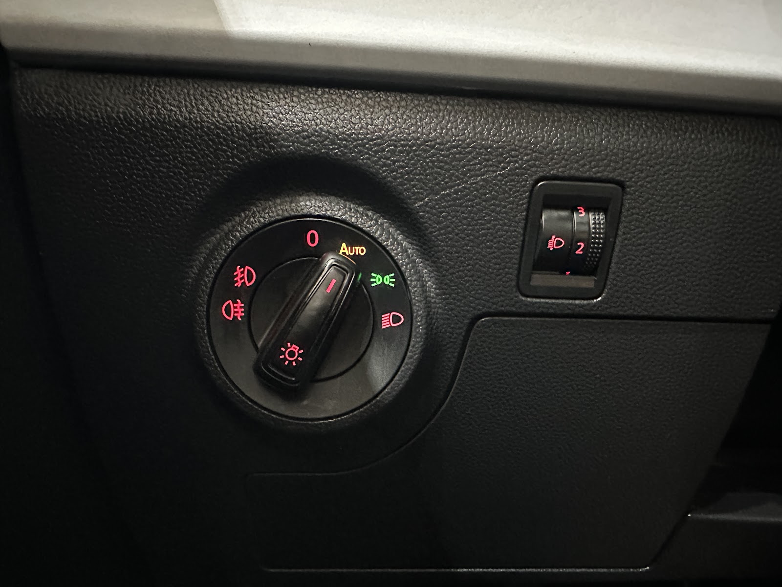 Foto 16 de SEAT ARONA 2023 en venta en CSV Motor SEVILLA