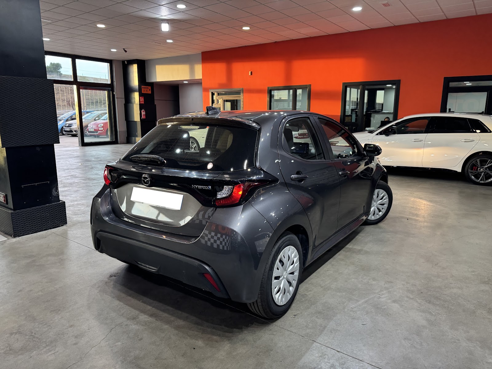 Foto 5 de MAZDA 2 2023 en venta en CSV Motor VALDEFUENTES