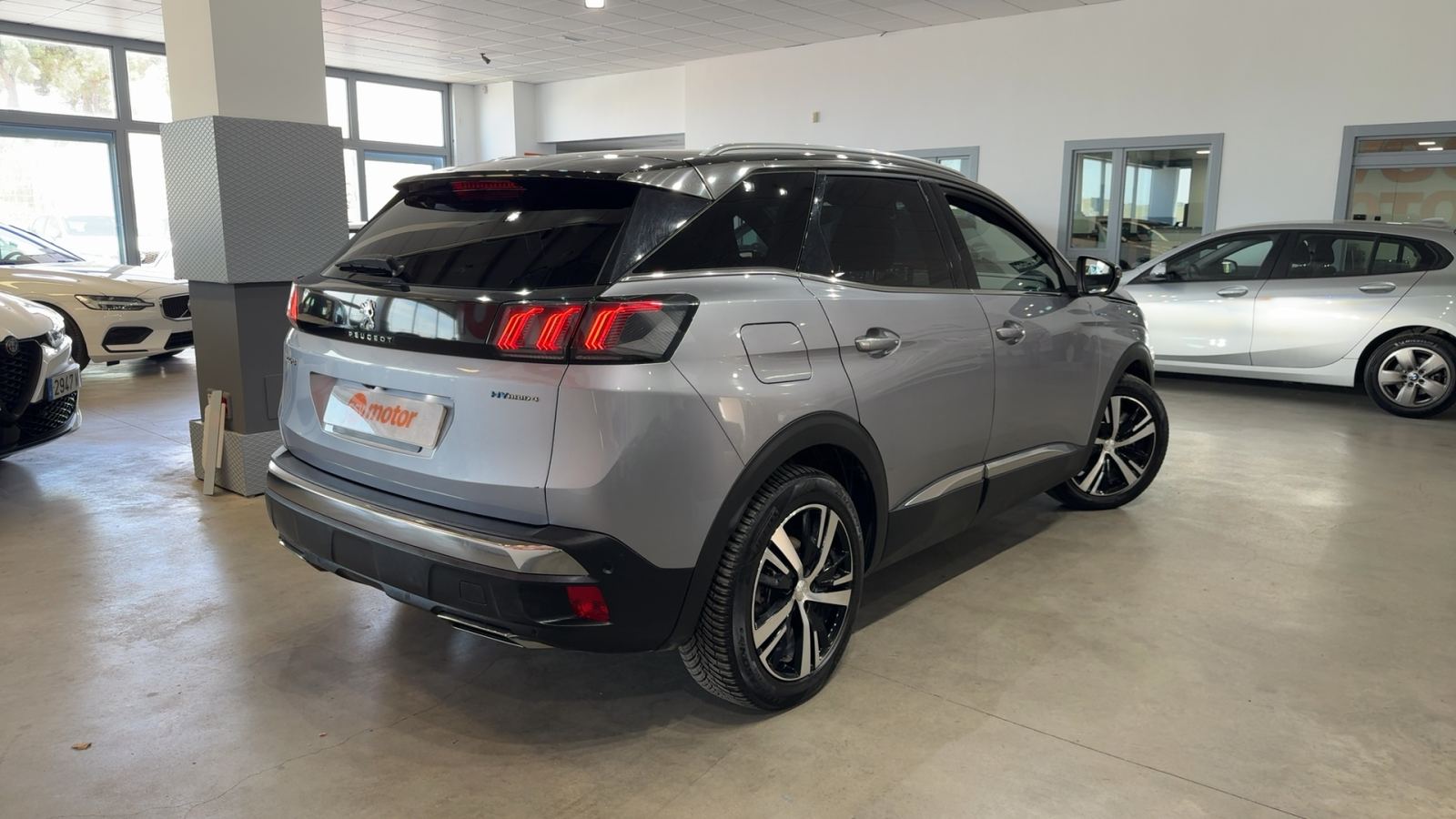 PEUGEOT 3008 — perfil lateral derecho | CSV Motor SEVILLA