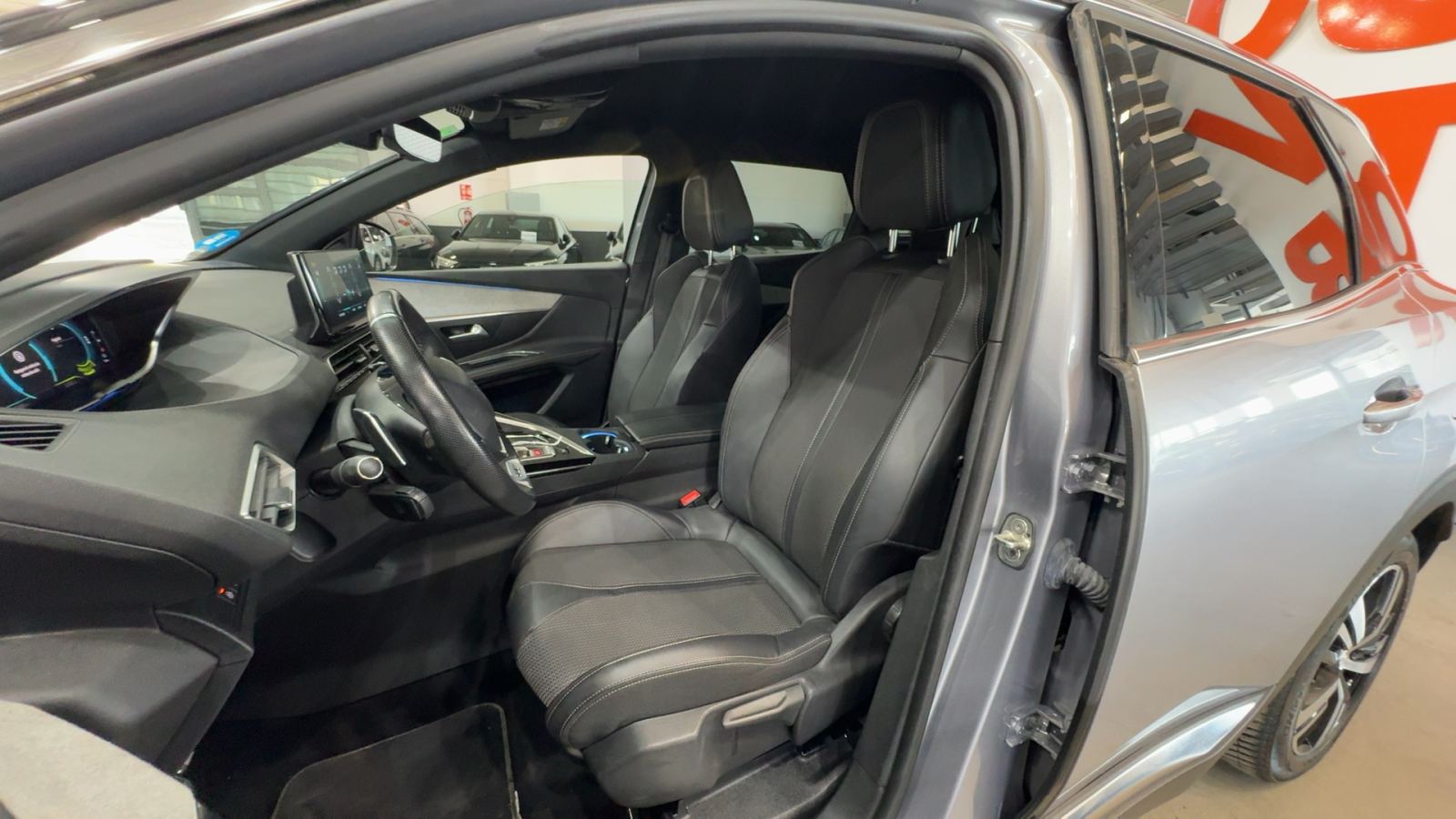 PEUGEOT 3008 — vista trasera | CSV Motor SEVILLA
