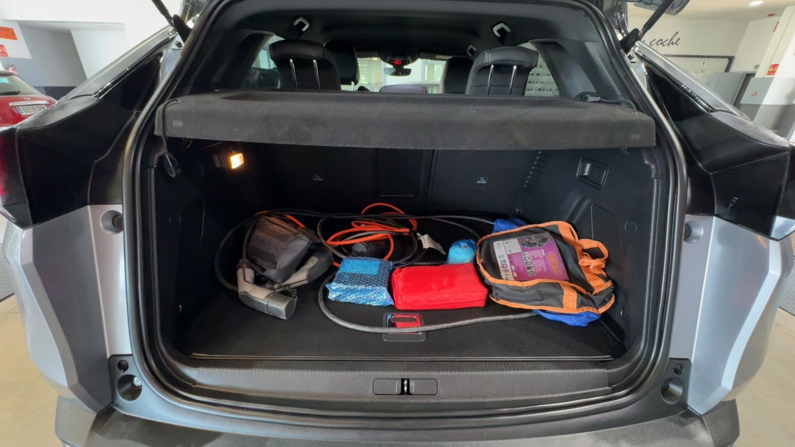 PEUGEOT 3008 — vista 3/4 trasera derecha | CSV Motor SEVILLA