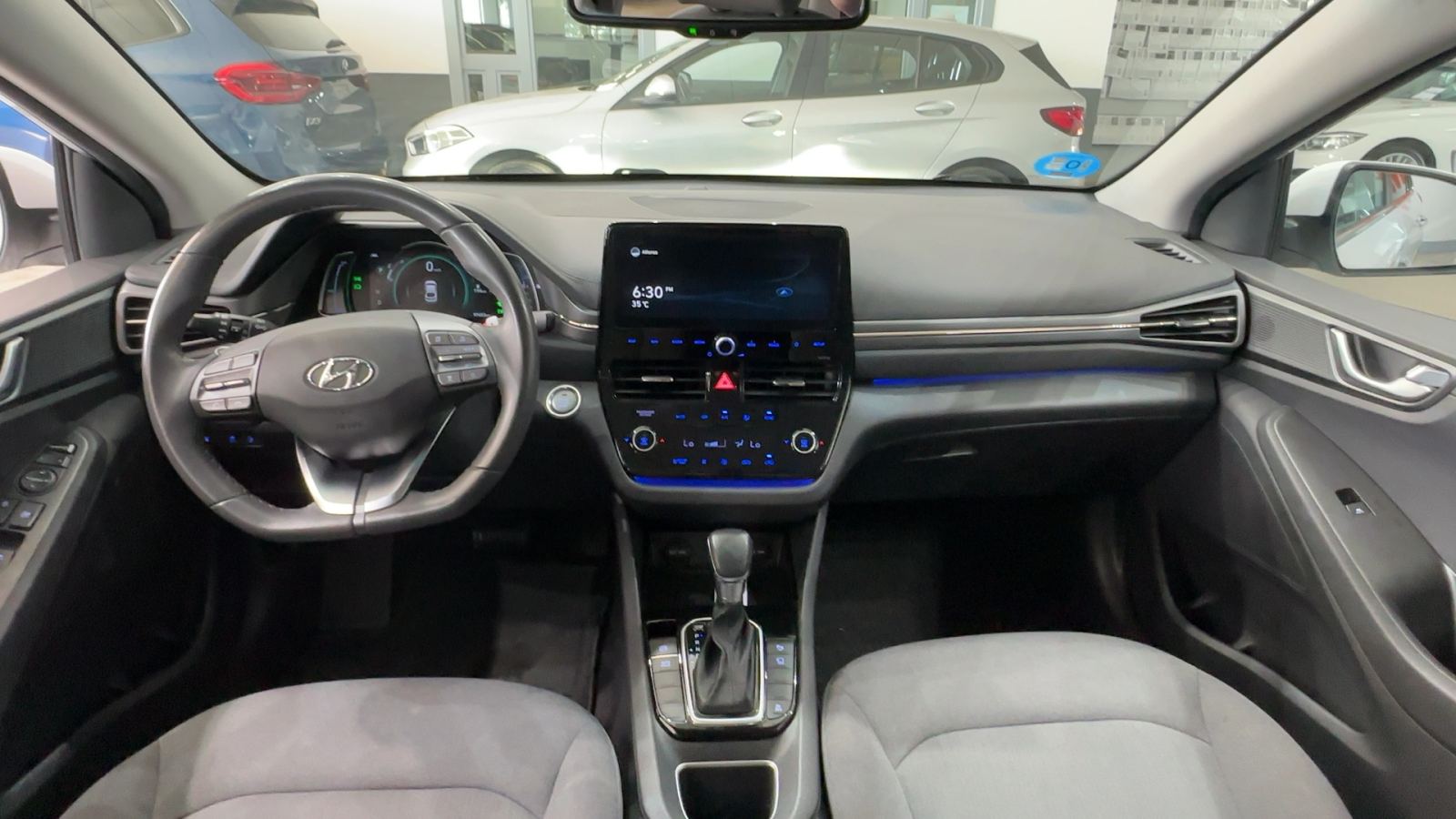 HYUNDAI IONIQ — salpicadero y consola central | CSV Motor VALDEFUENTES