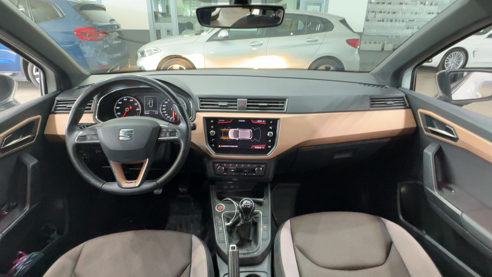 SEAT IBIZA — salpicadero y consola central | CSV Motor SEVILLA