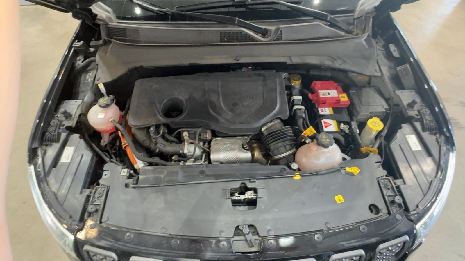 JEEP COMPASS — vano motor | CSV Motor VALDEFUENTES