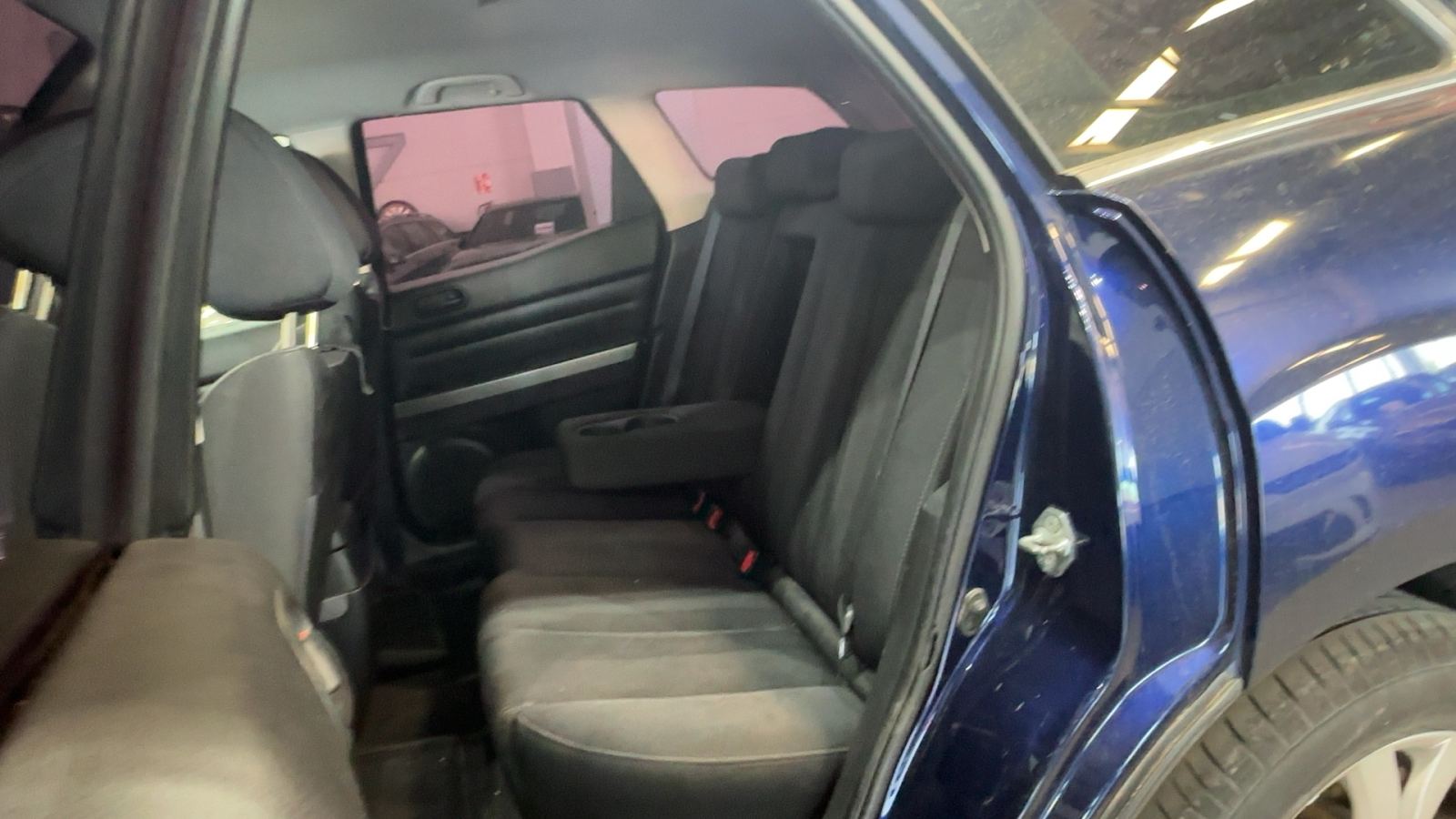 MAZDA CX-7 — interior asientos traseros | CSV Motor VALDEFUENTES