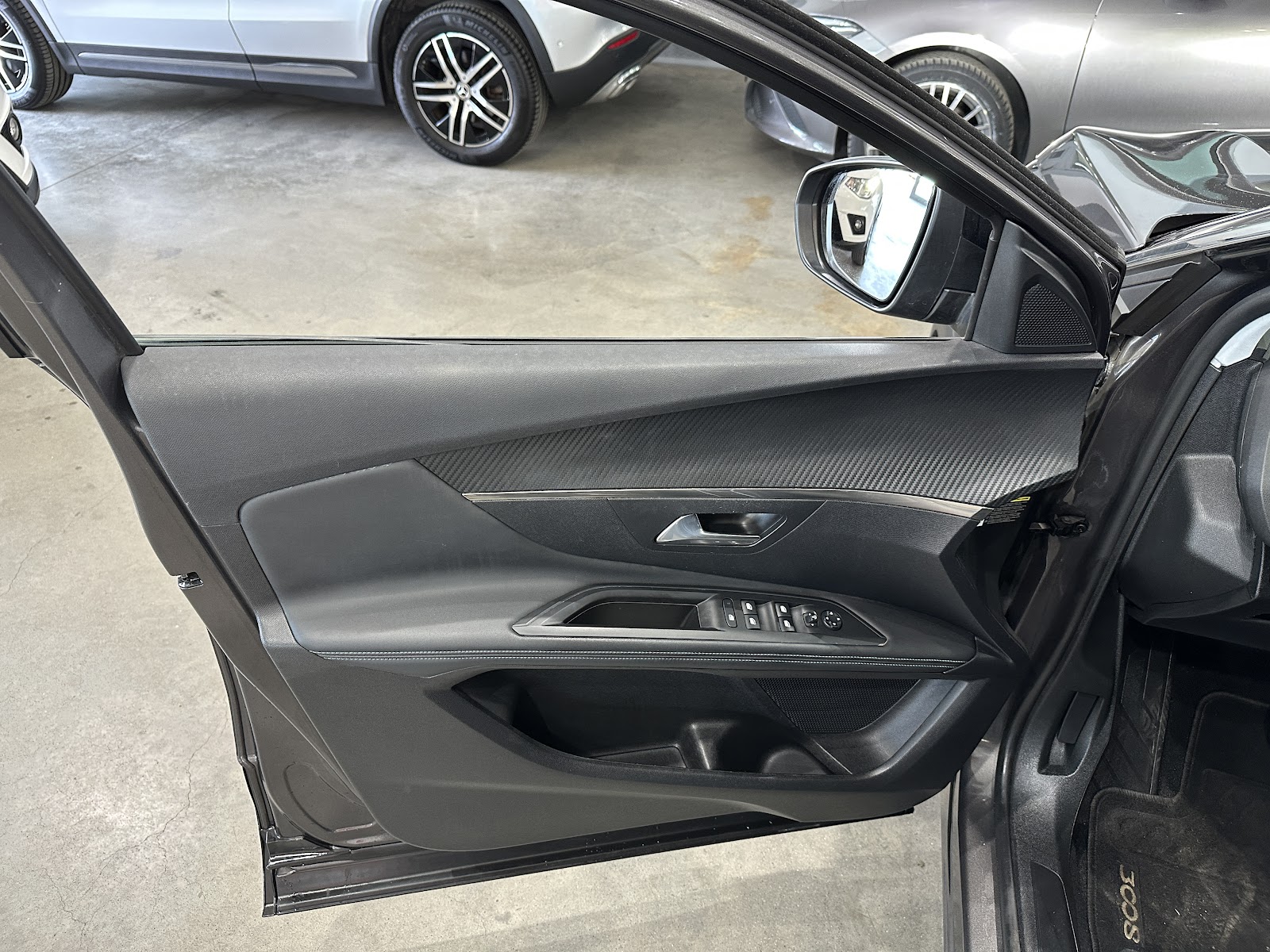 Foto 10 de PEUGEOT 3008 2022 en venta en CSV Motor BARCELONA