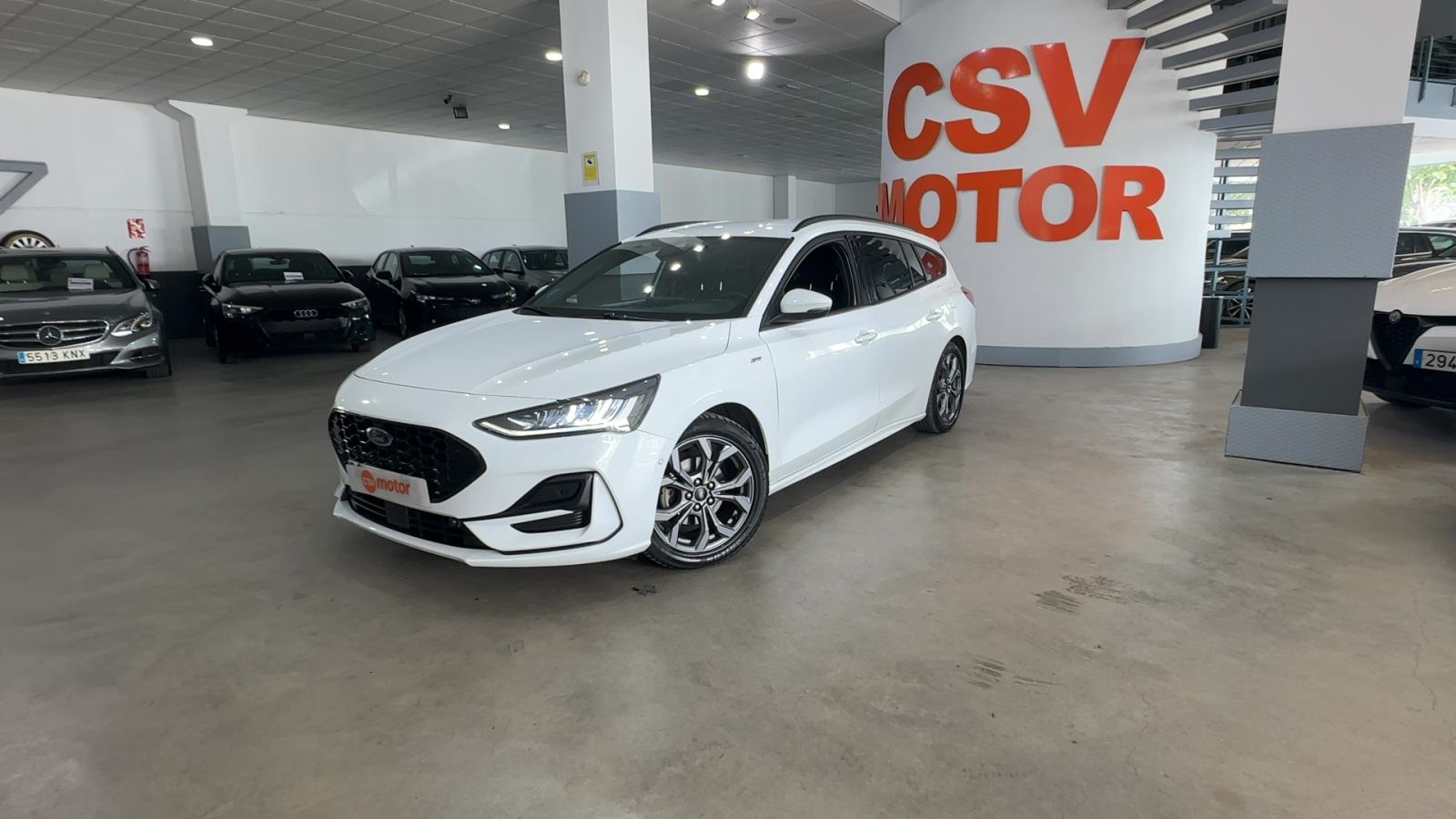 FORD FOCUS — vista 3/4 delantera izquierda | CSV Motor VALDEFUENTES