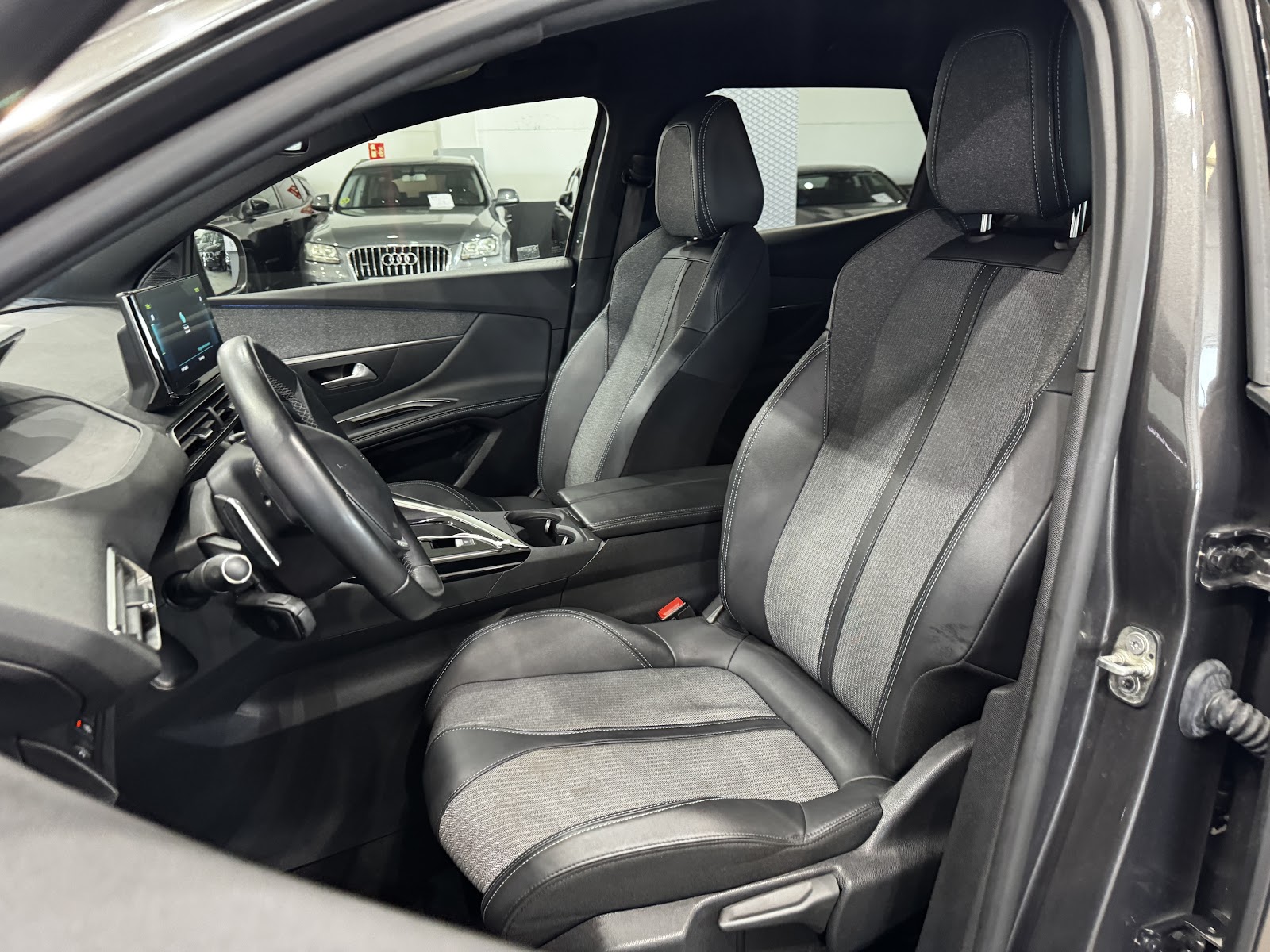 Foto 9 de PEUGEOT 3008 2023 en venta en CSV Motor VALENCIA