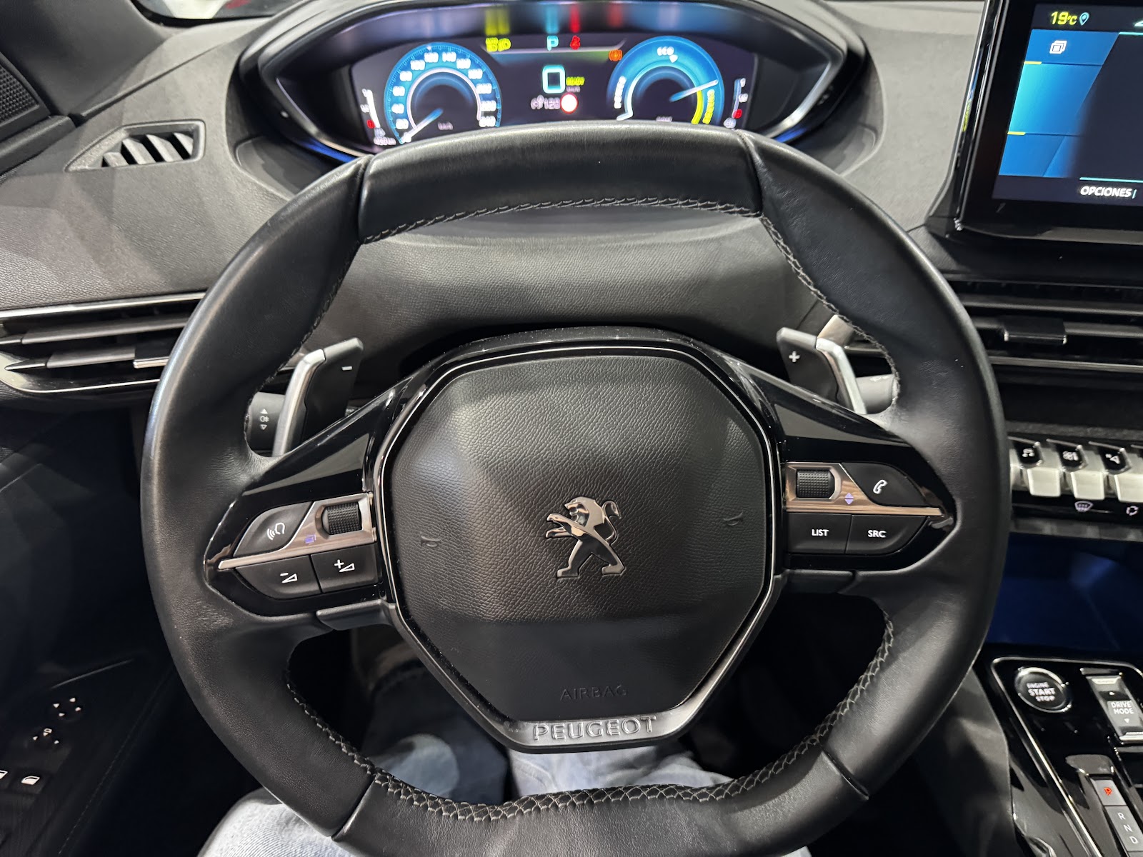 Foto 12 de PEUGEOT 3008 2023 en venta en CSV Motor VALENCIA