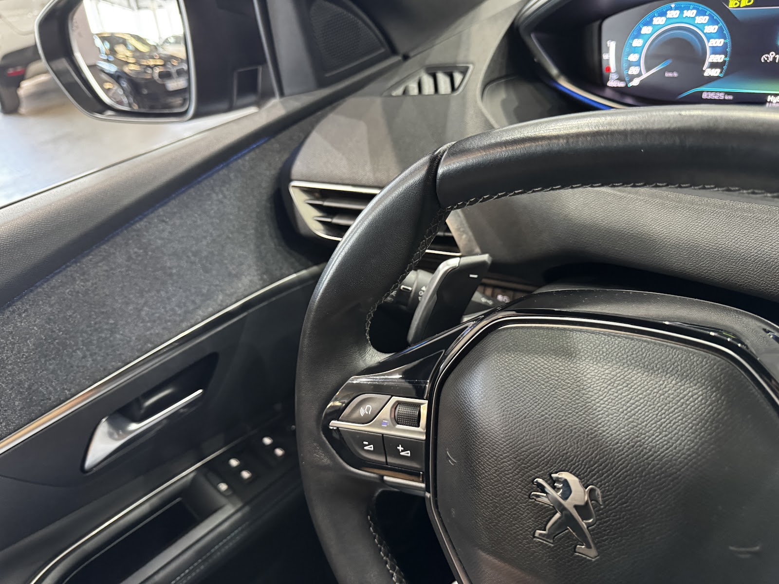 Foto 14 de PEUGEOT 3008 2023 en venta en CSV Motor VALENCIA