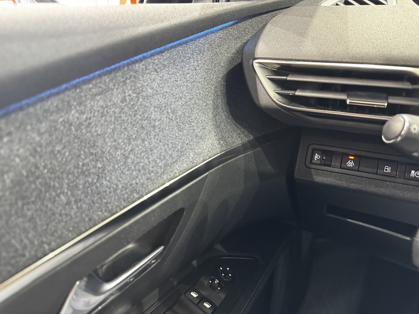 Foto 16 de PEUGEOT 3008 2023 en venta en CSV Motor VALENCIA