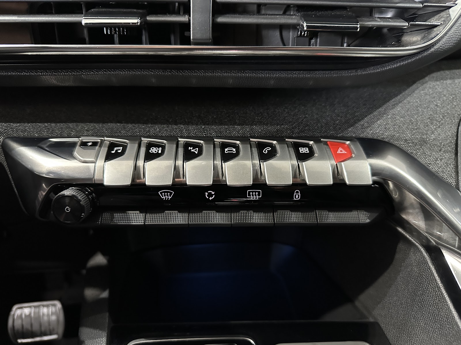 Foto 18 de PEUGEOT 3008 2023 en venta en CSV Motor BILBAO