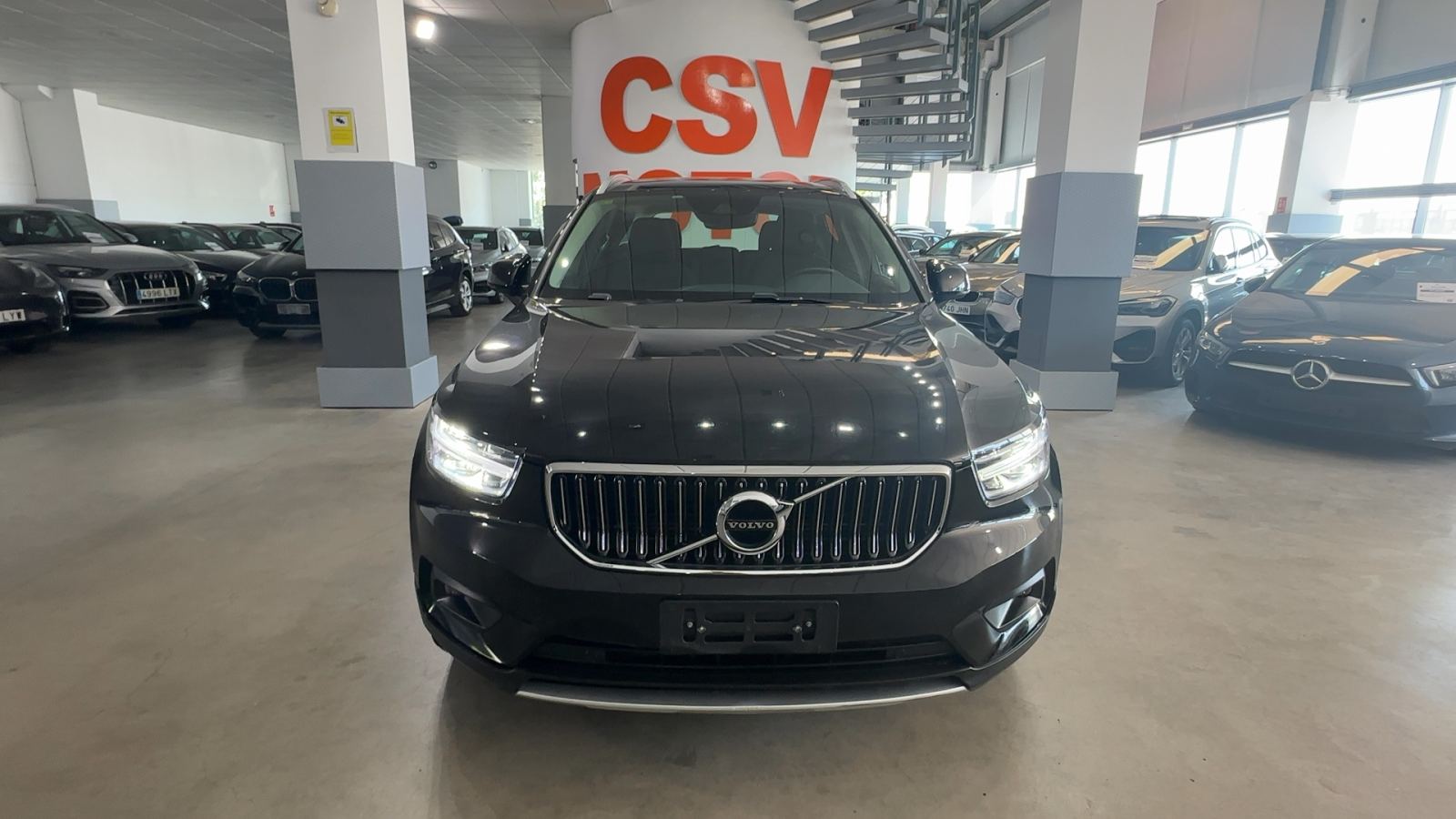 VOLVO XC40 — detalle frontal | CSV Motor VALDEFUENTES