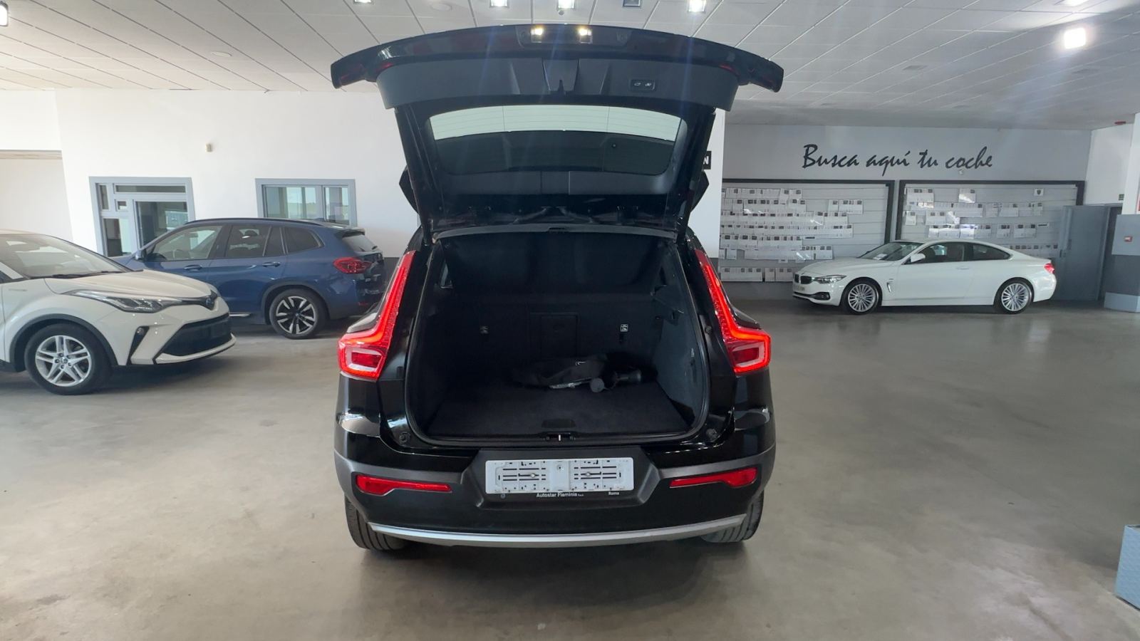 VOLVO XC40 — maletero abierto | CSV Motor VALDEFUENTES