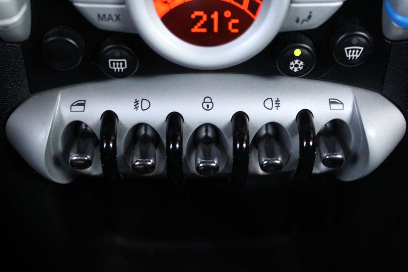 MINI MINI — manual | CSV Motor BARCELONA