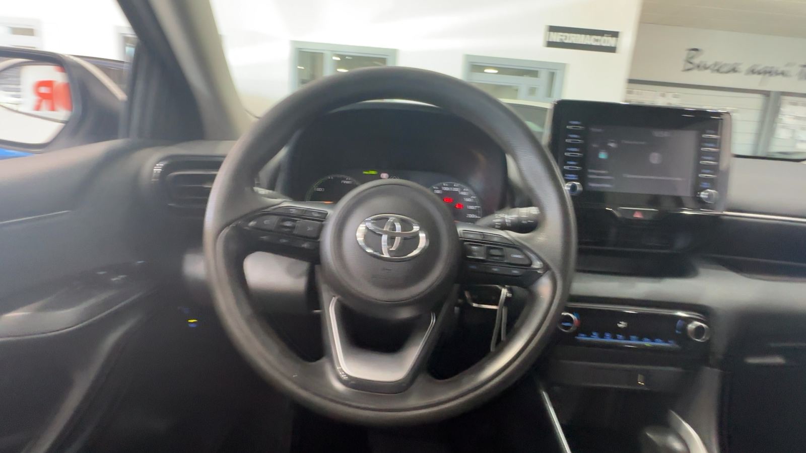 TOYOTA YARIS — detalle del volante | CSV Motor VALDEFUENTES