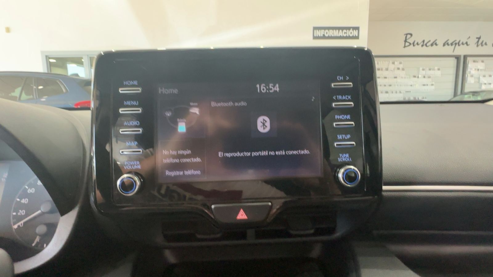 TOYOTA YARIS — pantalla multimedia | CSV Motor VALDEFUENTES