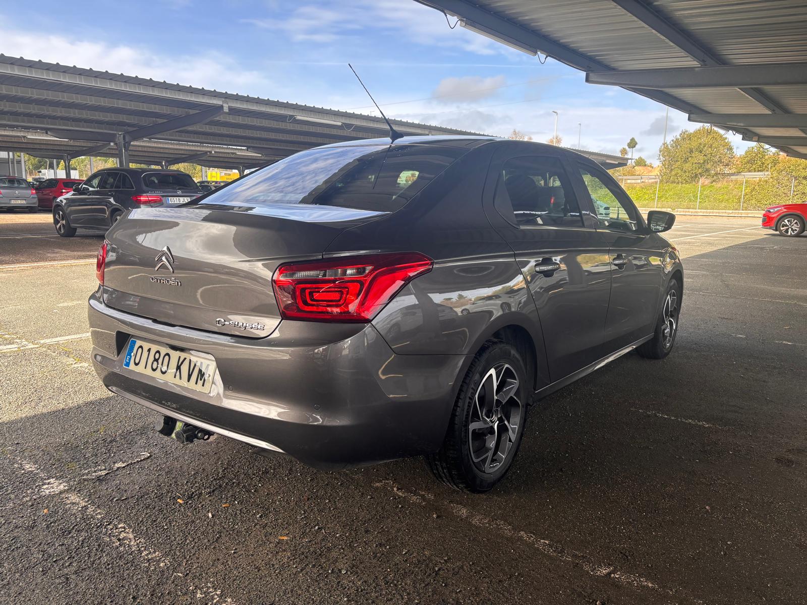 Foto 5 de CITROEN C-ELYSEE 2019 en venta en CSV Motor VALDEFUENTES
