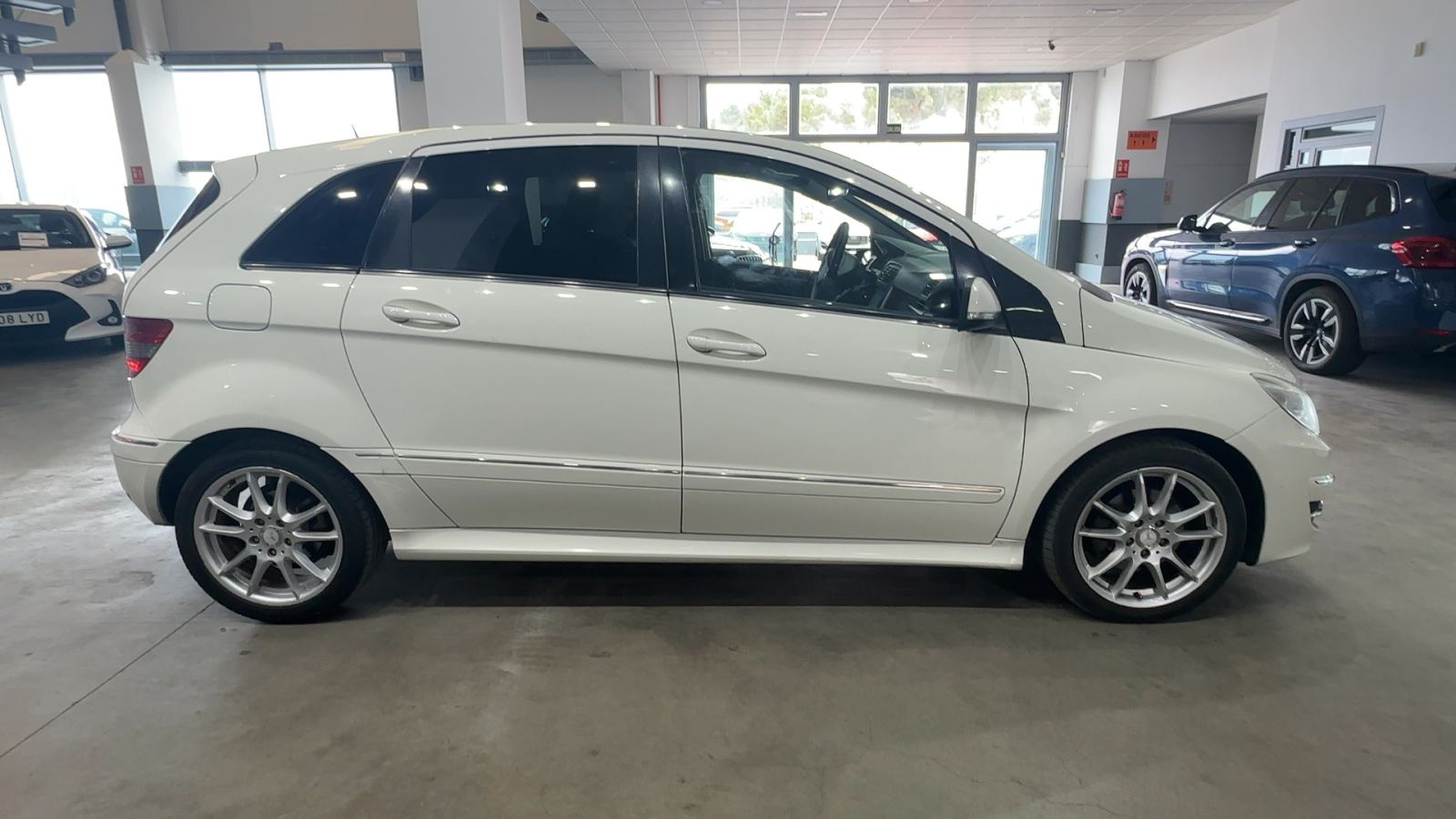 MERCEDES CLASE B — perfil lateral derecho | CSV Motor VALDEFUENTES