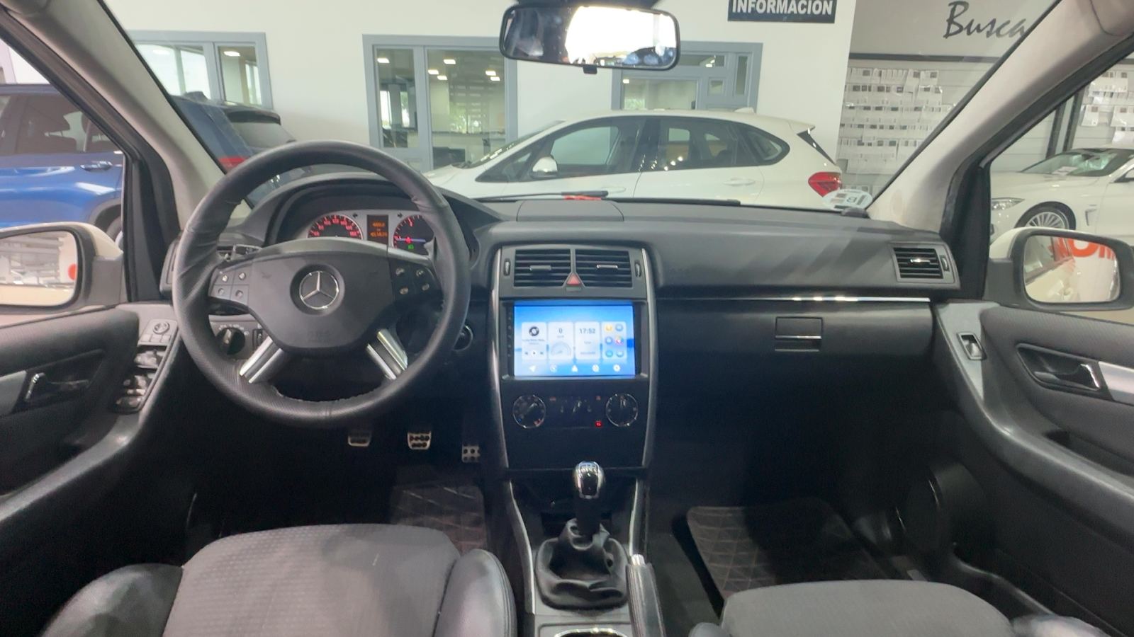MERCEDES CLASE B — salpicadero y consola central | CSV Motor VALDEFUENTES