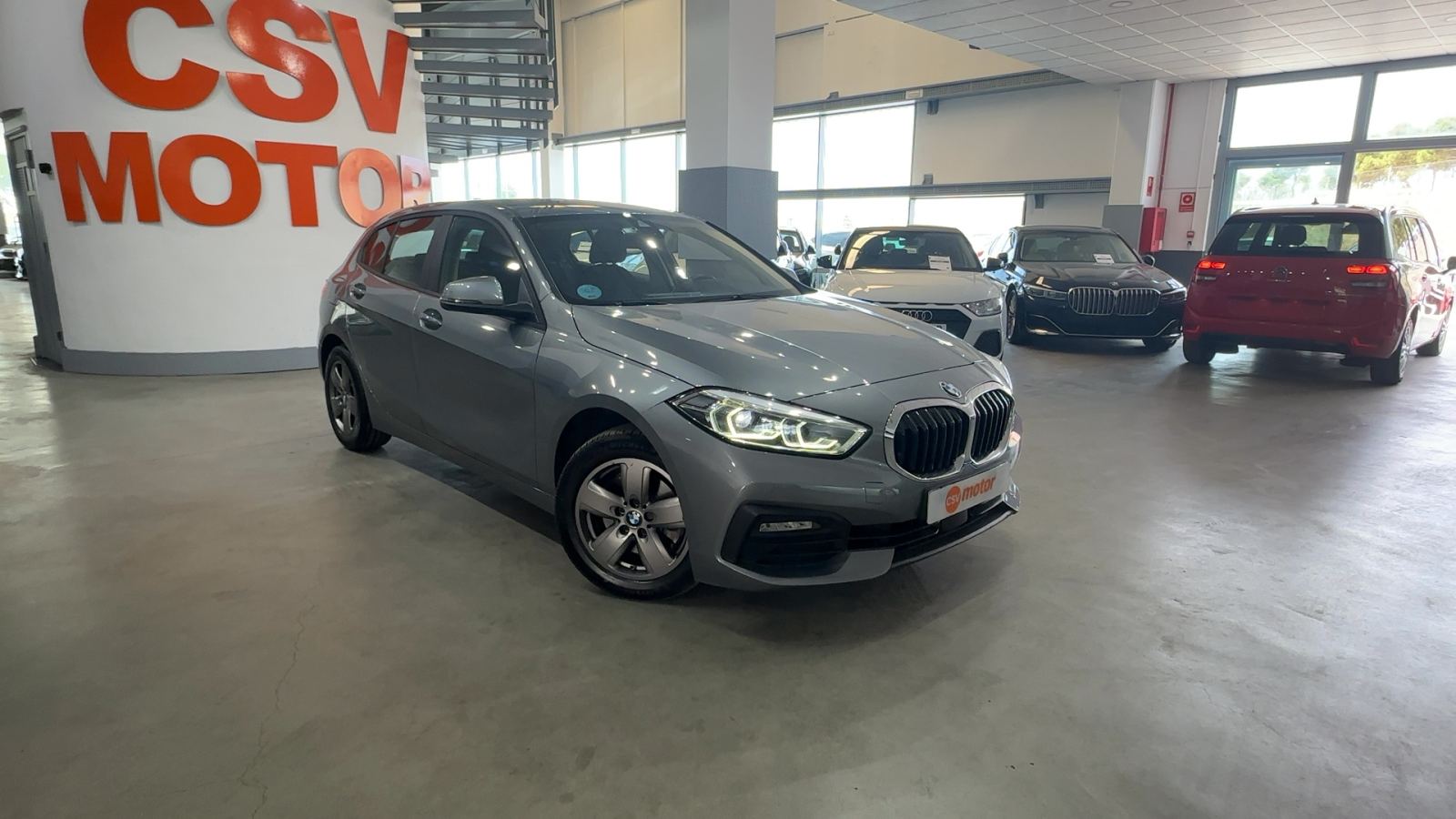 BMW SERIE 1 — vista 3/4 delantera derecha | CSV Motor VALDEFUENTES