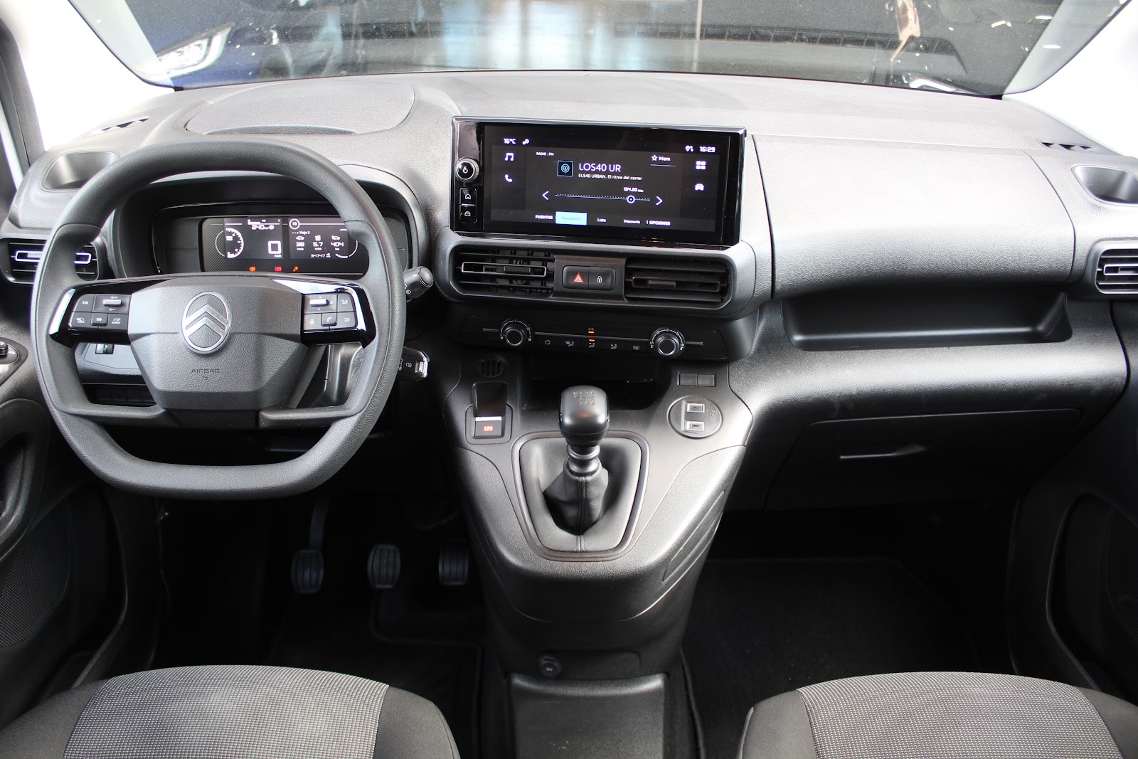 Foto 10 de CITROEN BERLINGO 2025 en venta en CSV Motor BARCELONA
