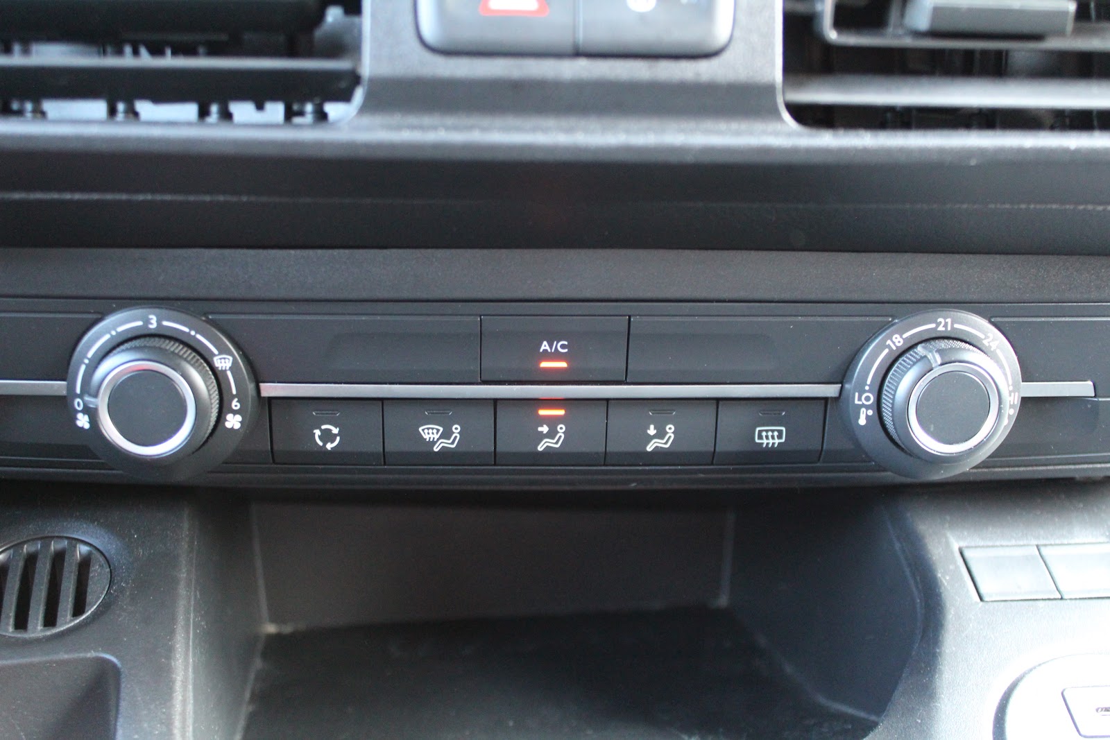 Foto 19 de CITROEN BERLINGO 2025 en venta en CSV Motor BARCELONA