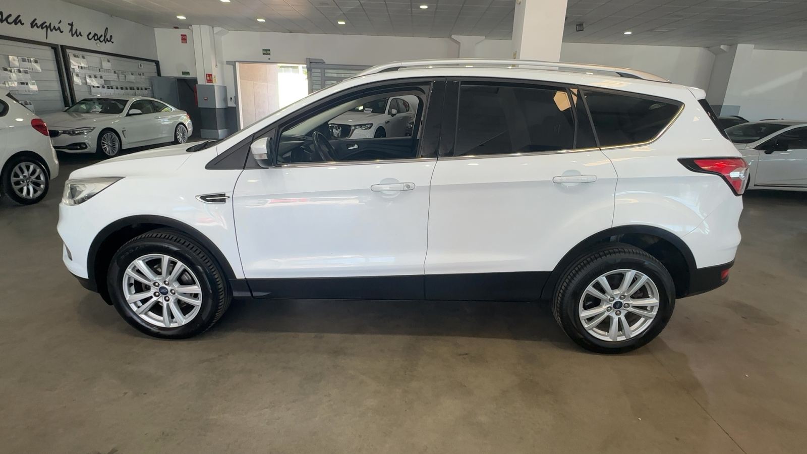 FORD KUGA — perfil lateral izquierdo | CSV Motor VALDEFUENTES