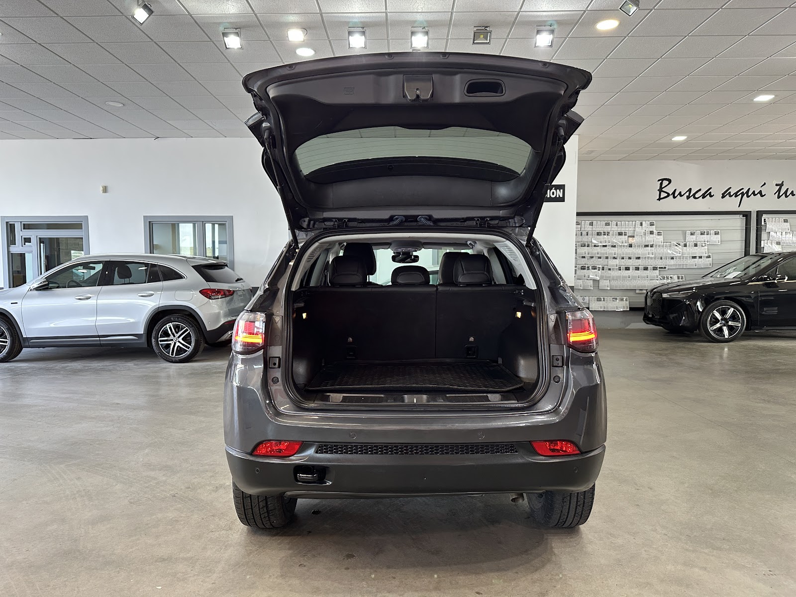 Foto 8 de JEEP COMPASS 2023 en venta en CSV Motor BARCELONA