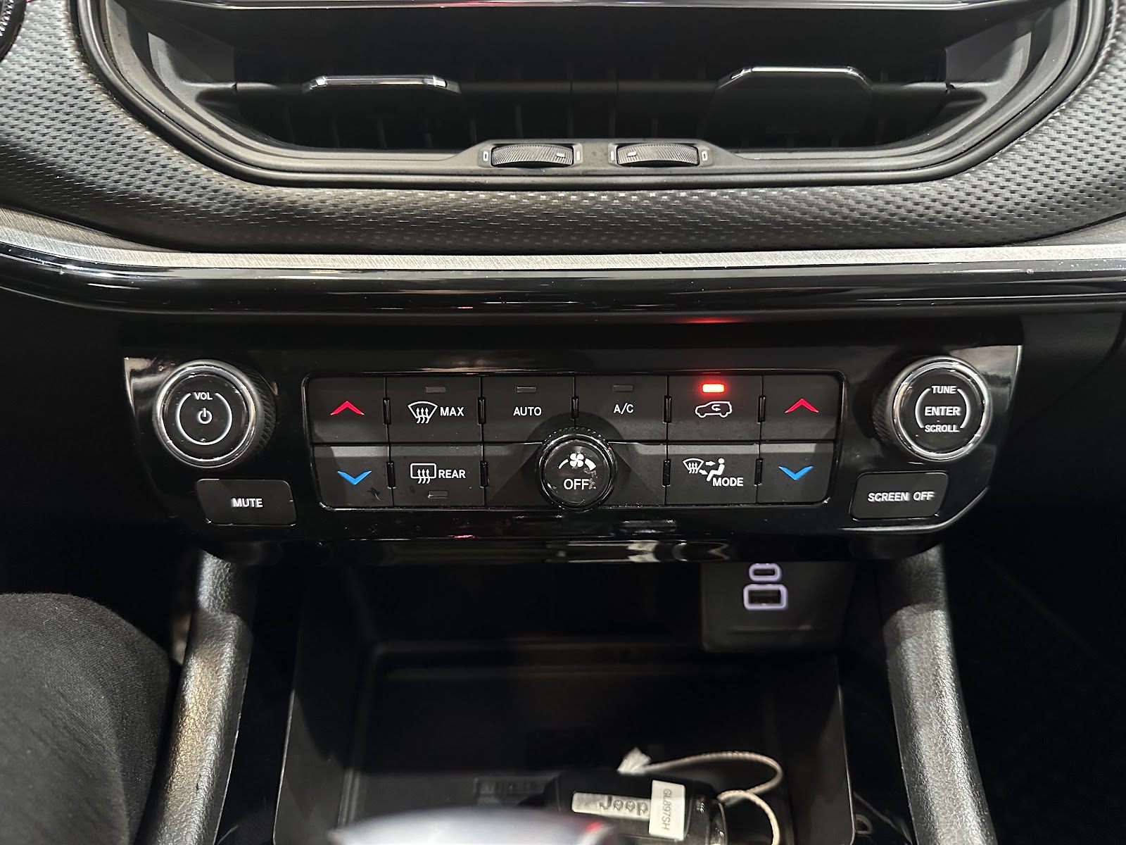 Foto 18 de JEEP COMPASS 2023 en venta en CSV Motor BARCELONA