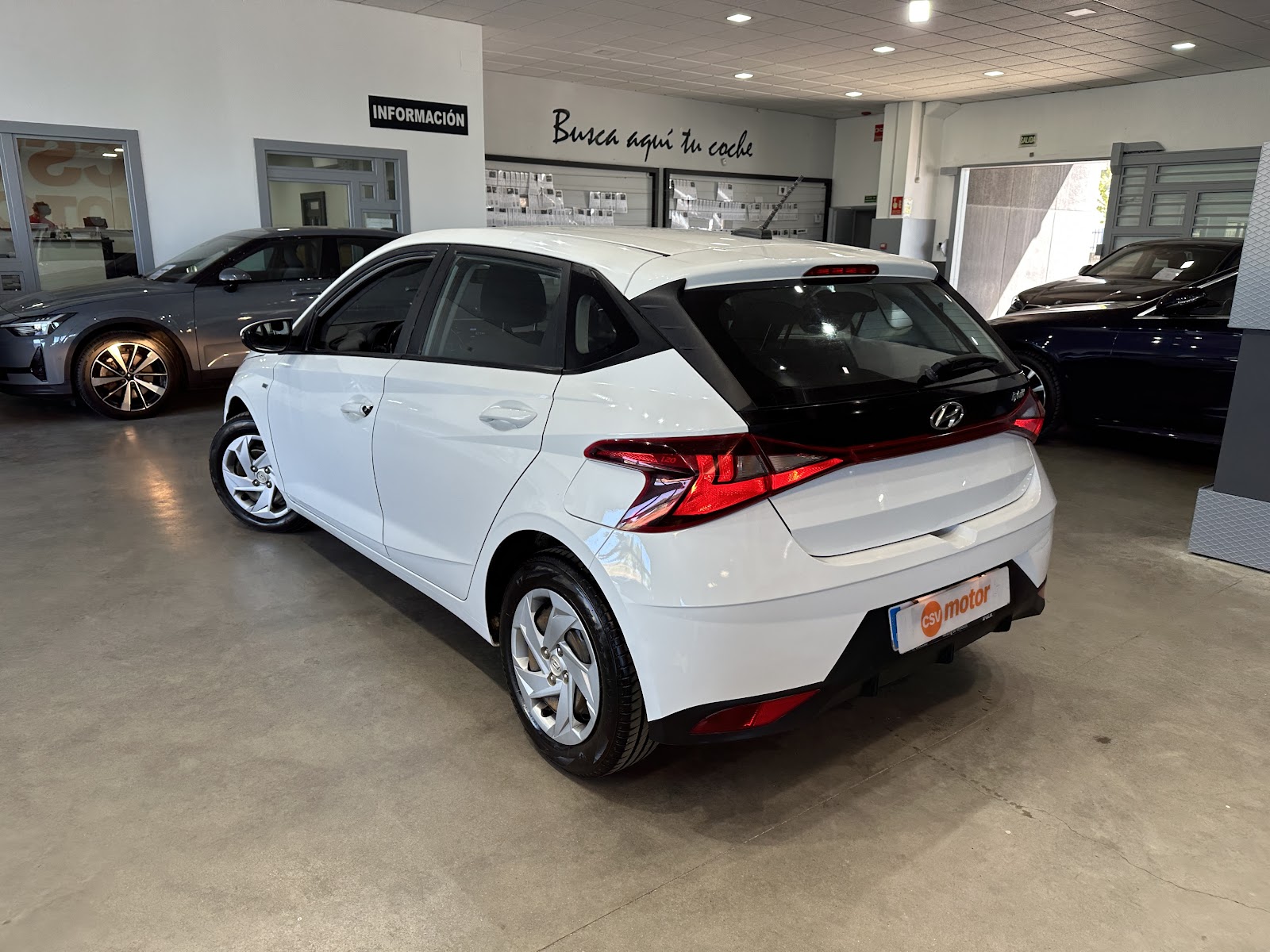 Foto 5 de HYUNDAI I20 2021 en venta en CSV Motor VALDEFUENTES