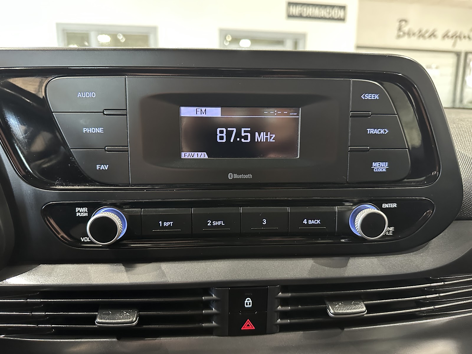 Foto 17 de HYUNDAI I20 2021 en venta en CSV Motor VALDEFUENTES