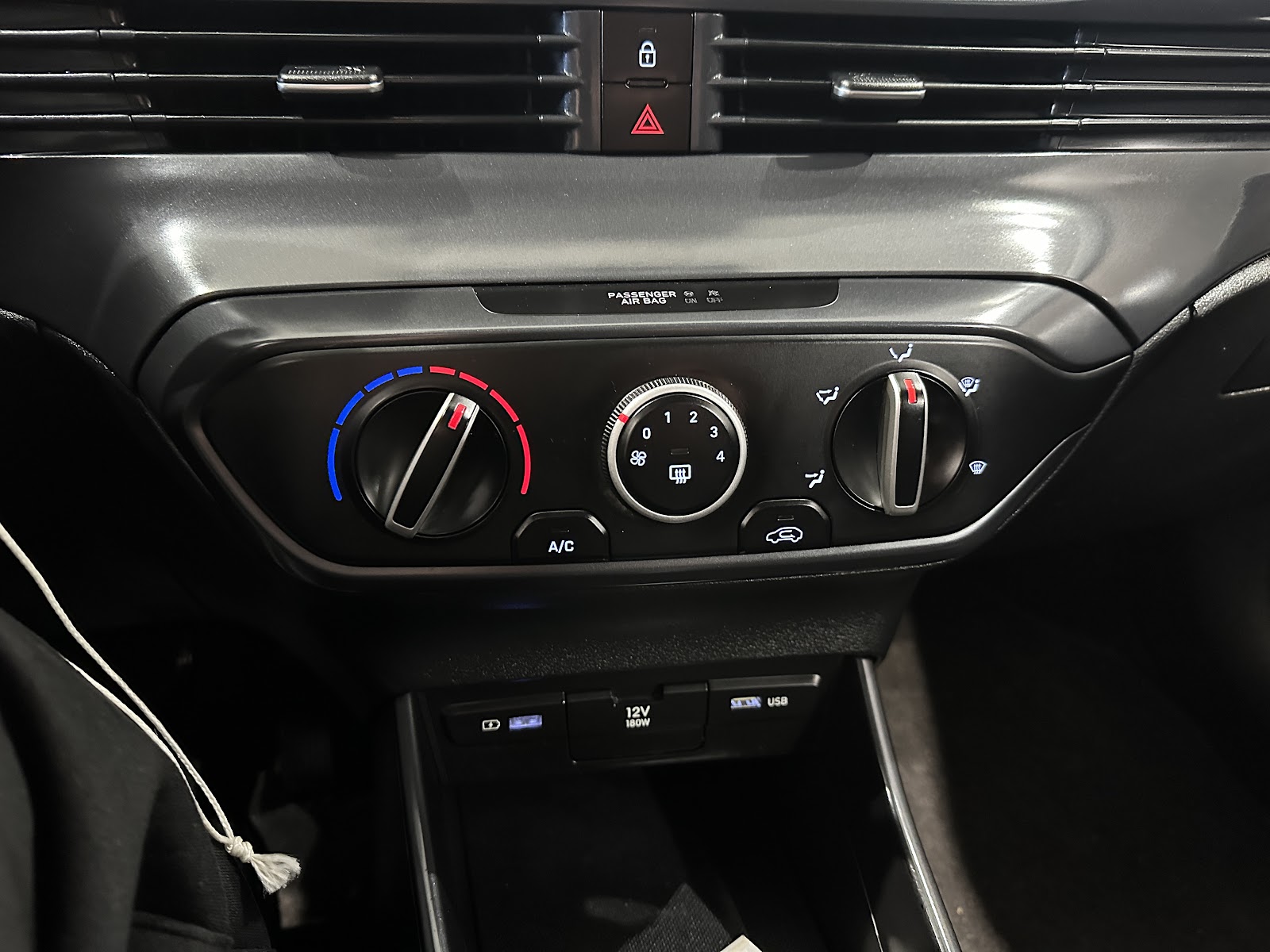 Foto 18 de HYUNDAI I20 2021 en venta en CSV Motor VALDEFUENTES