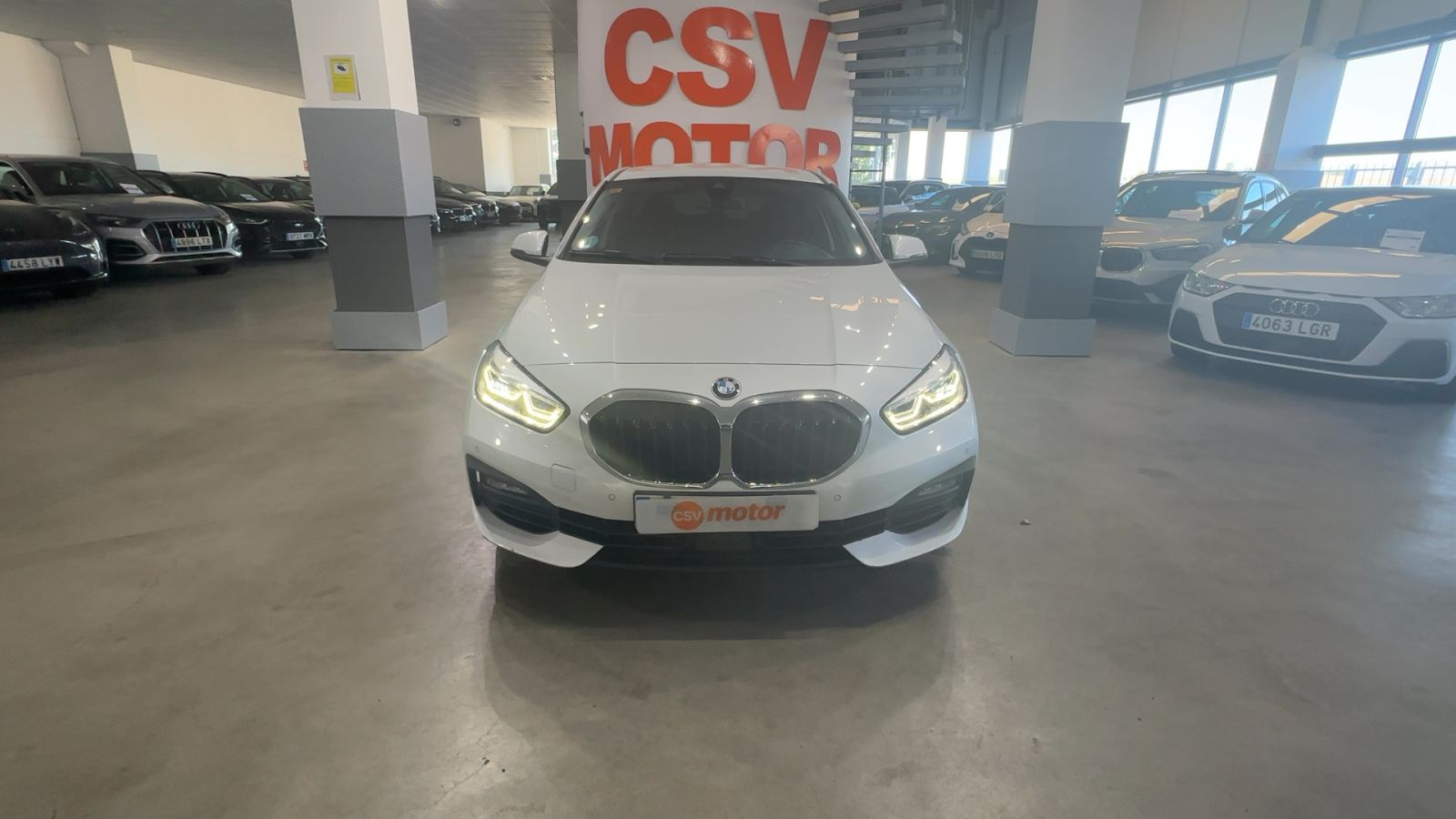 BMW SERIE 1 — detalle frontal | CSV Motor VALDEFUENTES