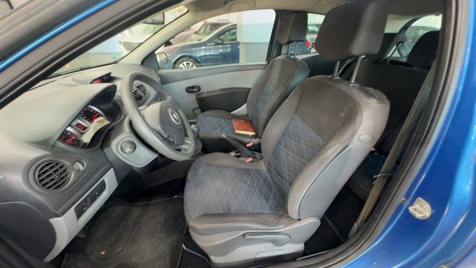 RENAULT CLIO — vista trasera | CSV Motor VALDEFUENTES