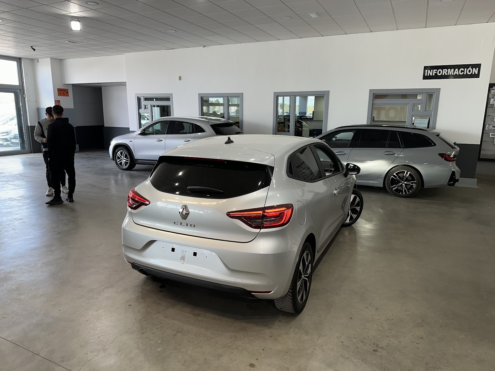 Foto 6 de RENAULT CLIO 2022 en venta en CSV Motor SEVILLA