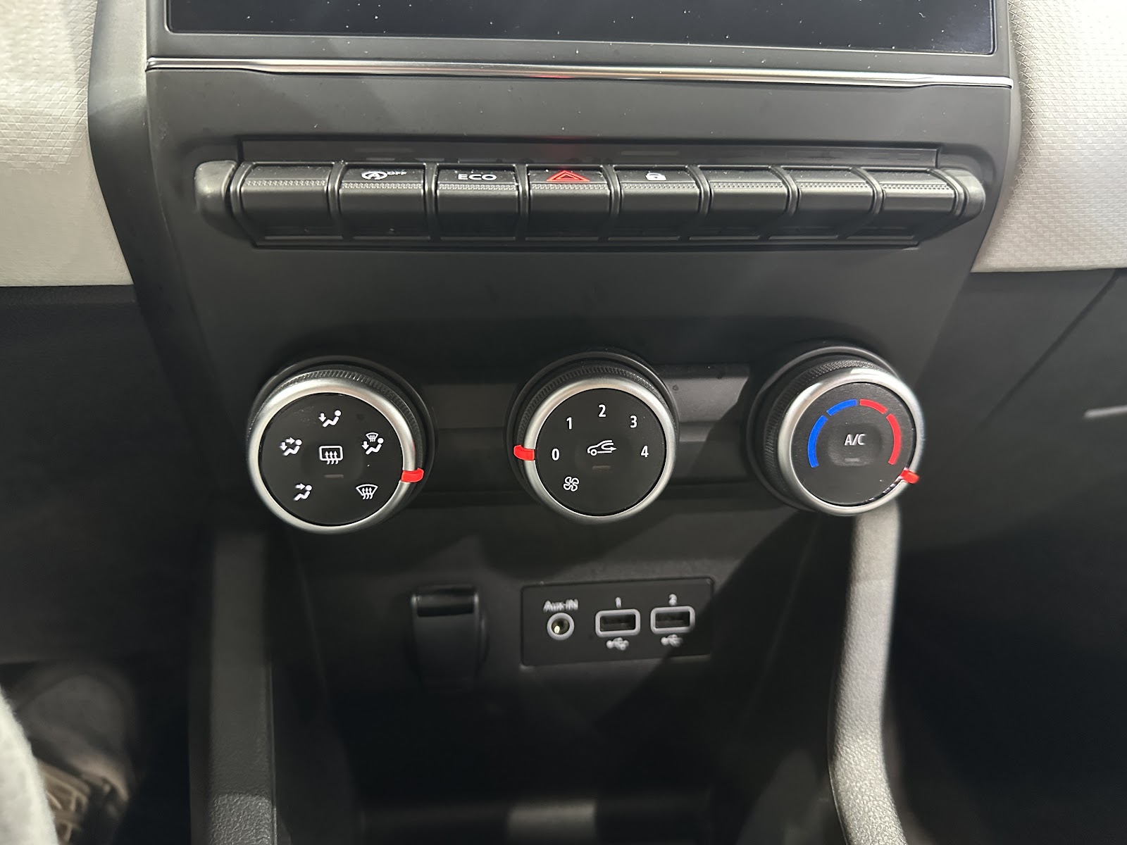 Foto 19 de RENAULT CLIO 2022 en venta en CSV Motor SEVILLA